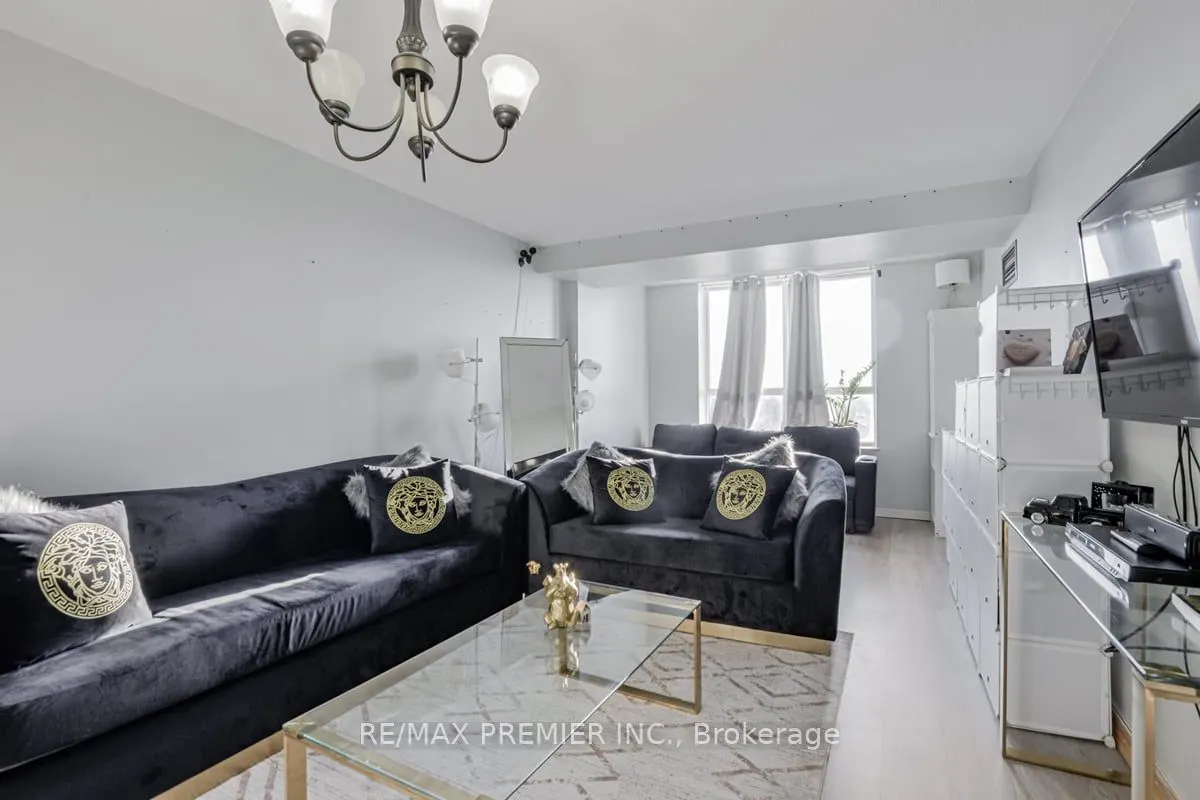 330 McCowan Rd, #1114