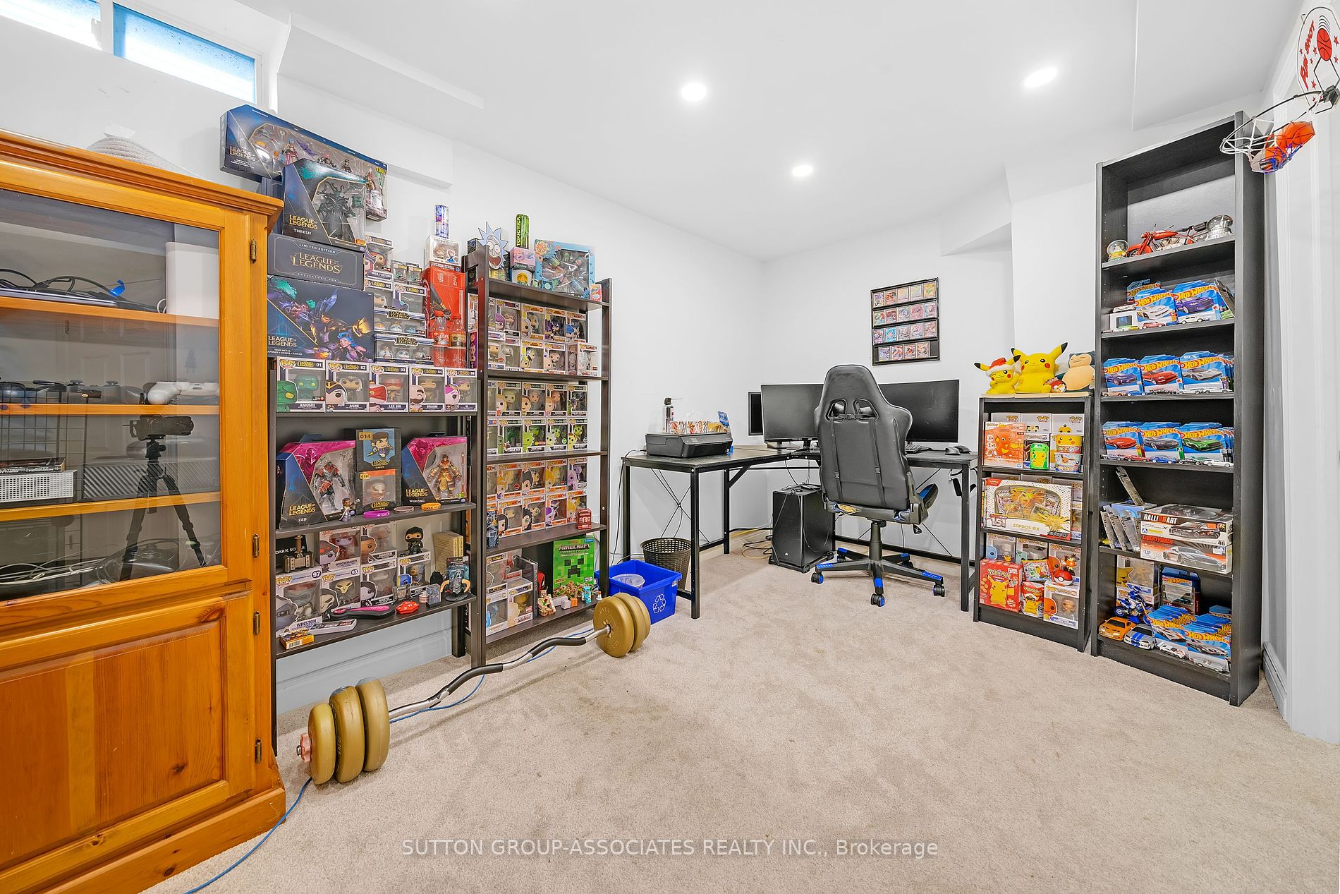 62 Swanston Cres