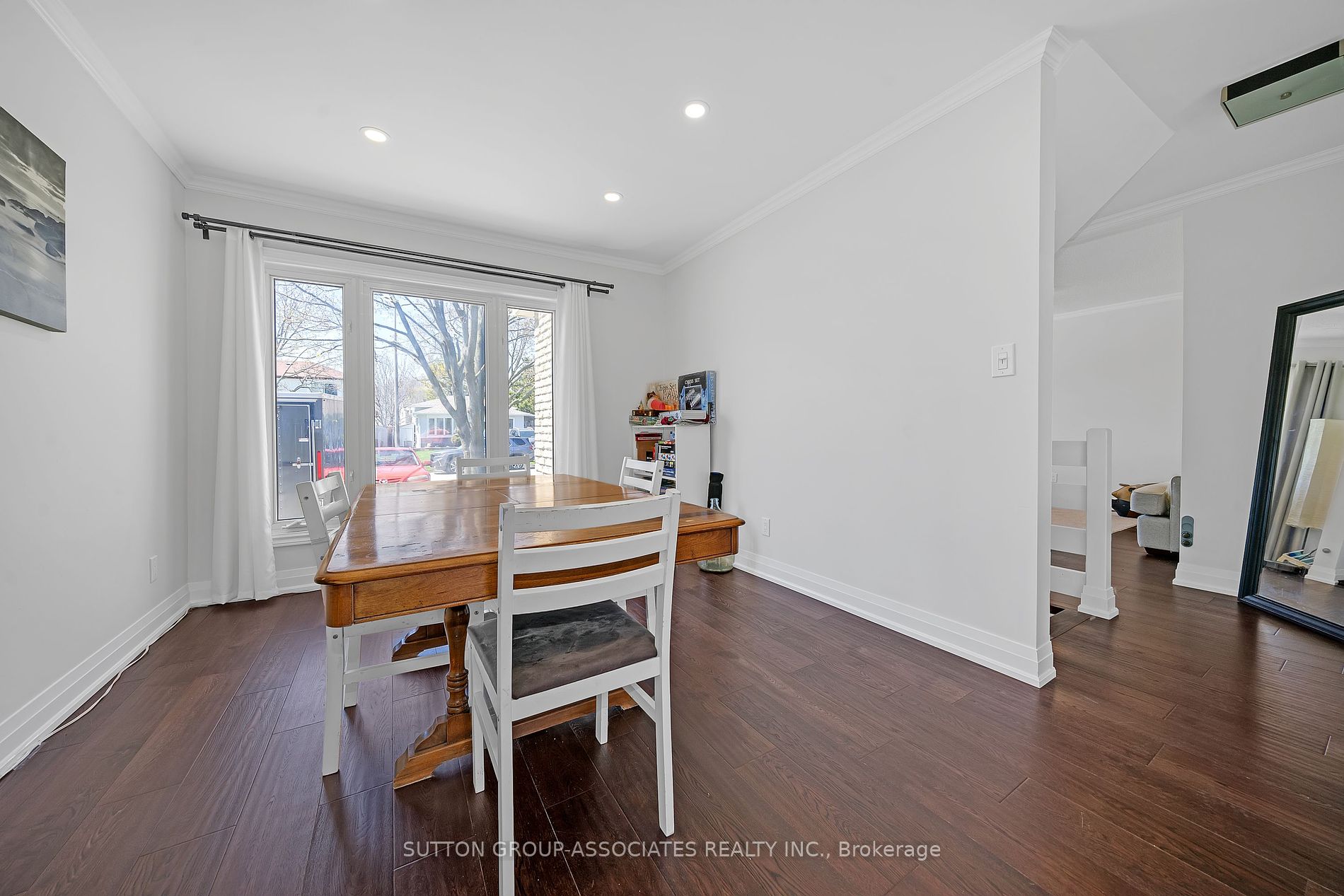 62 Swanston Cres