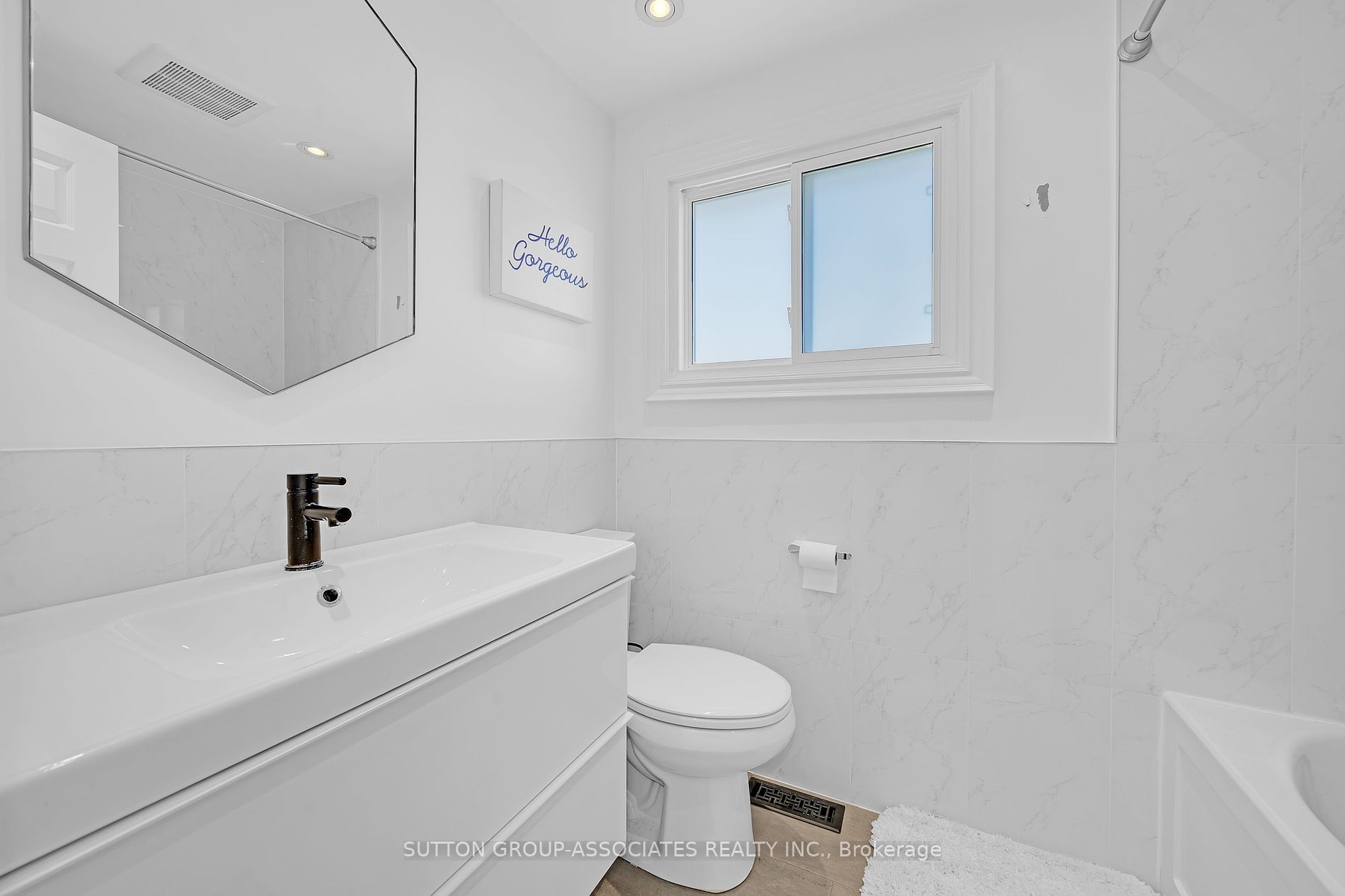 62 Swanston Cres