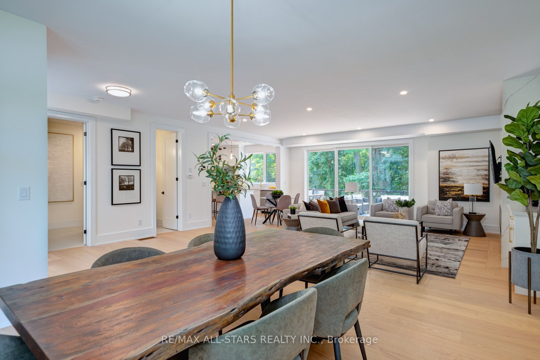 4 Tredvalley Grve