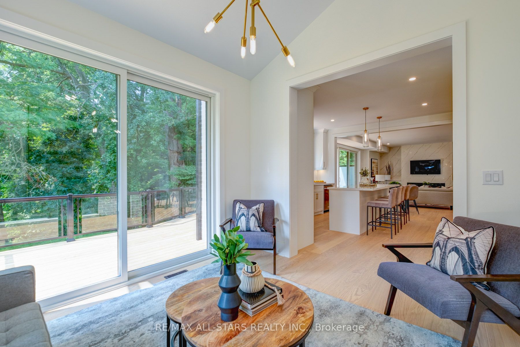 4 Tredvalley Grve