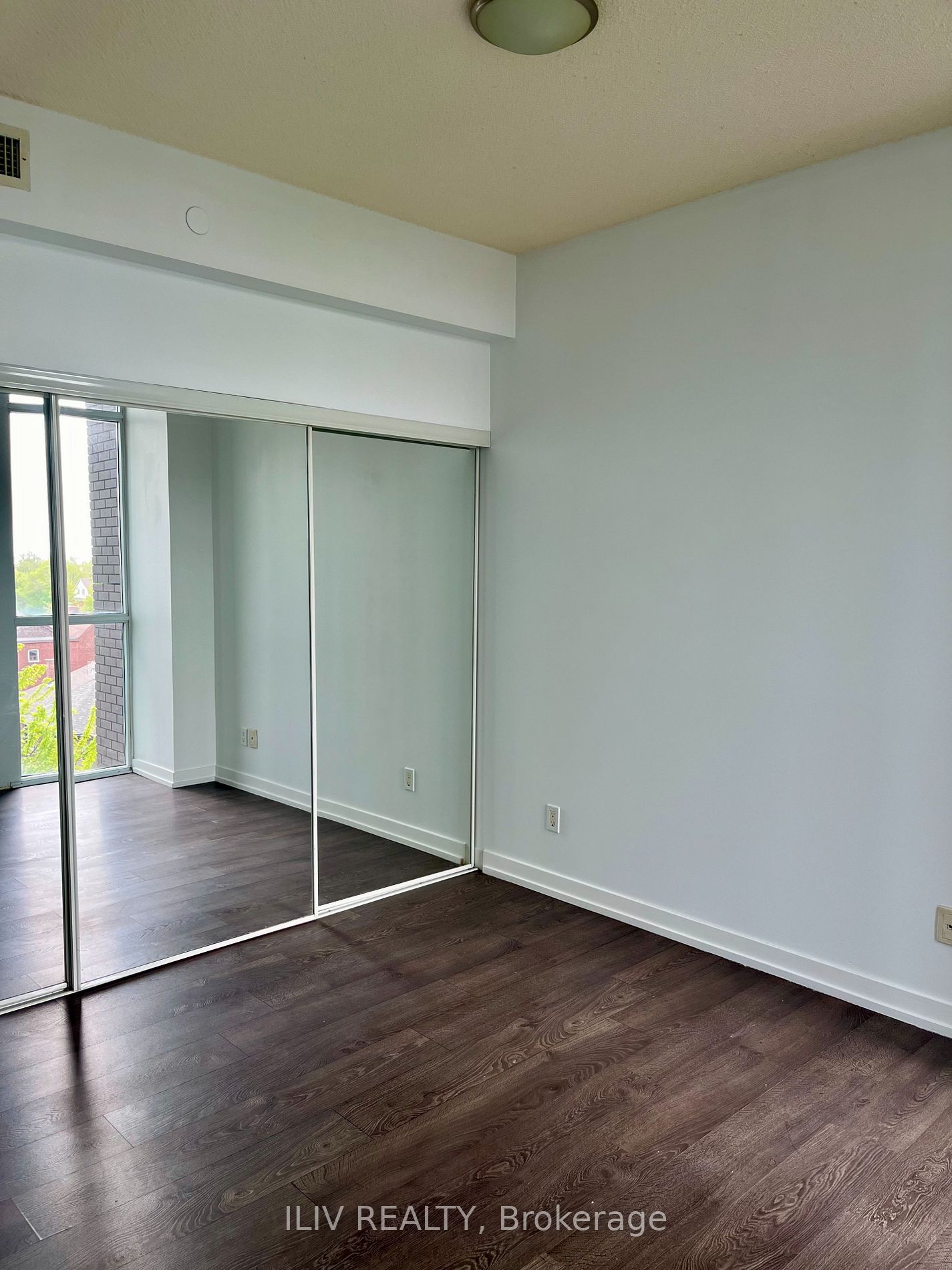 2055 Danforth Ave, #508