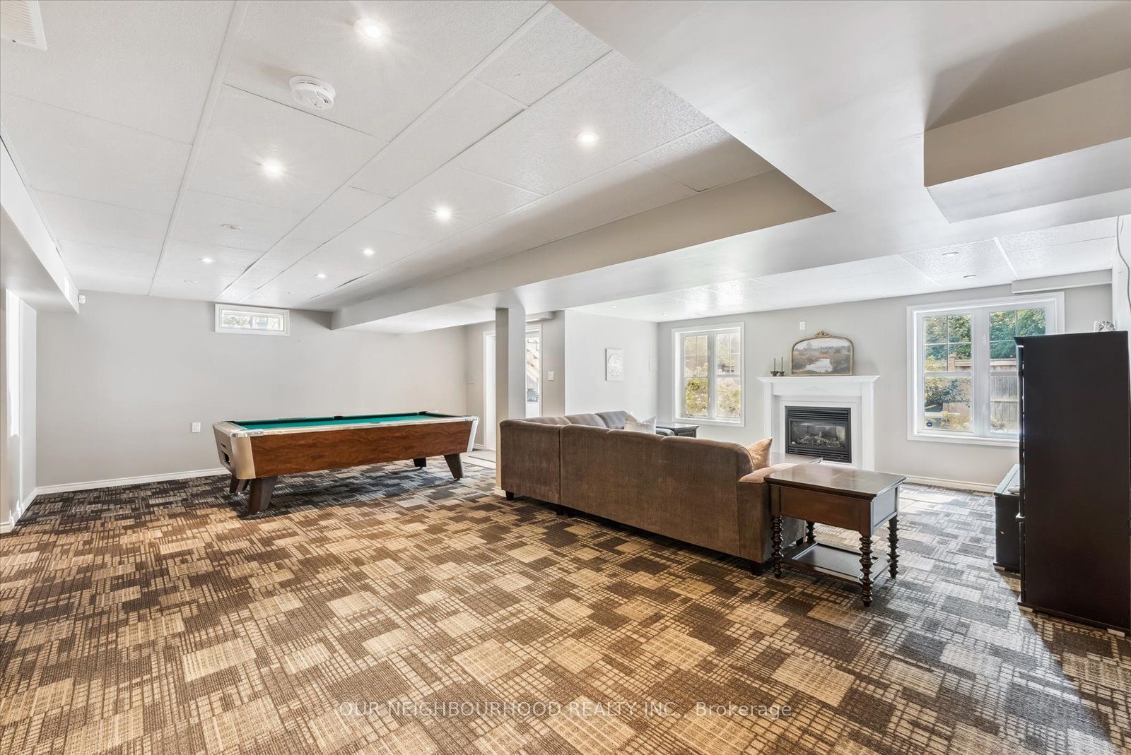 794 Hanmore Court