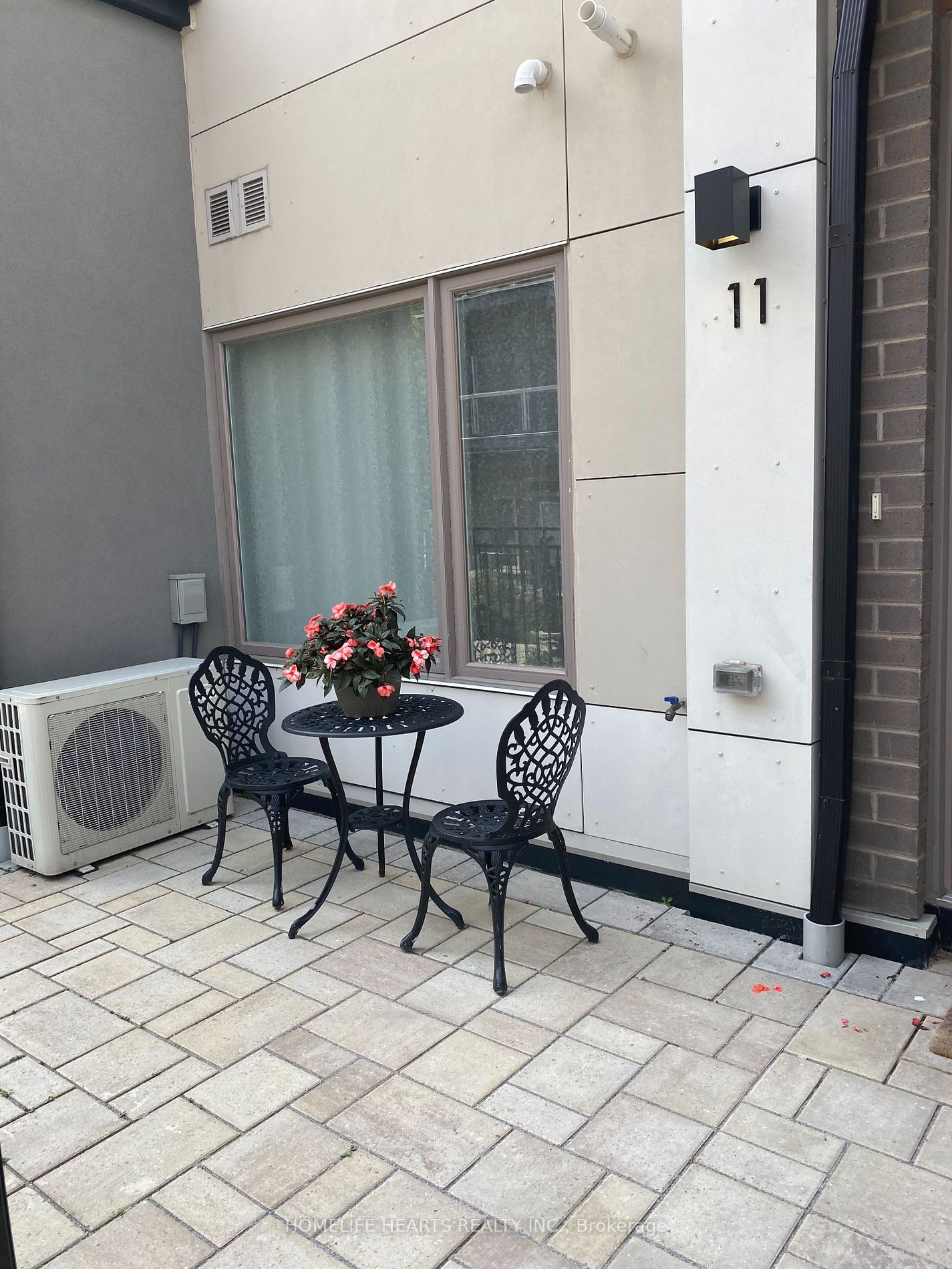 60 Orchid Place Dr, #11