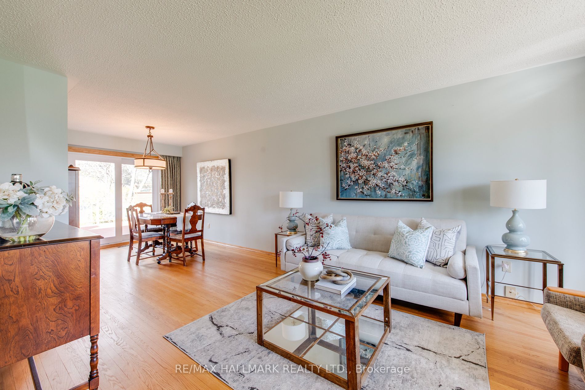 30 Schubert Dr