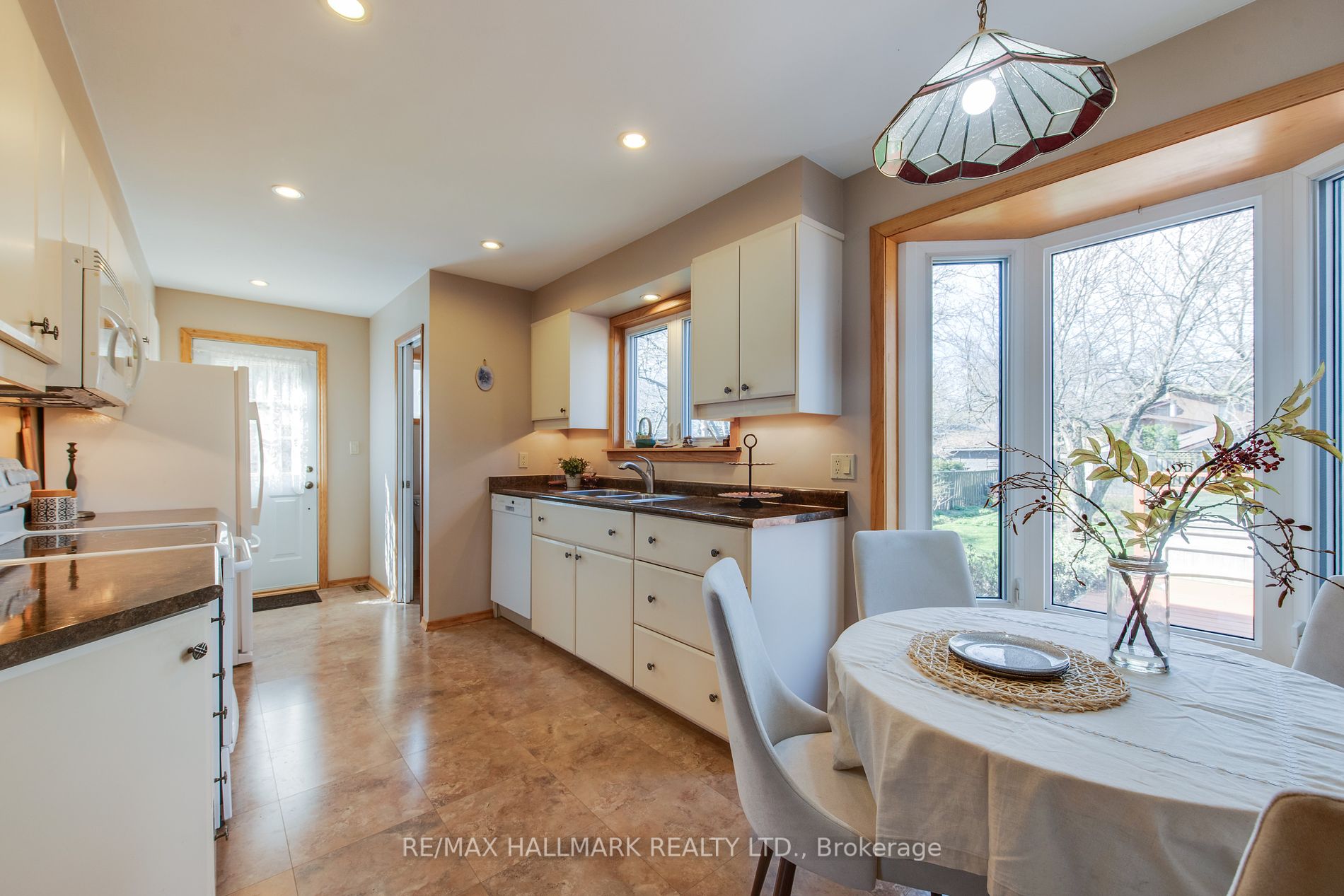 30 Schubert Dr