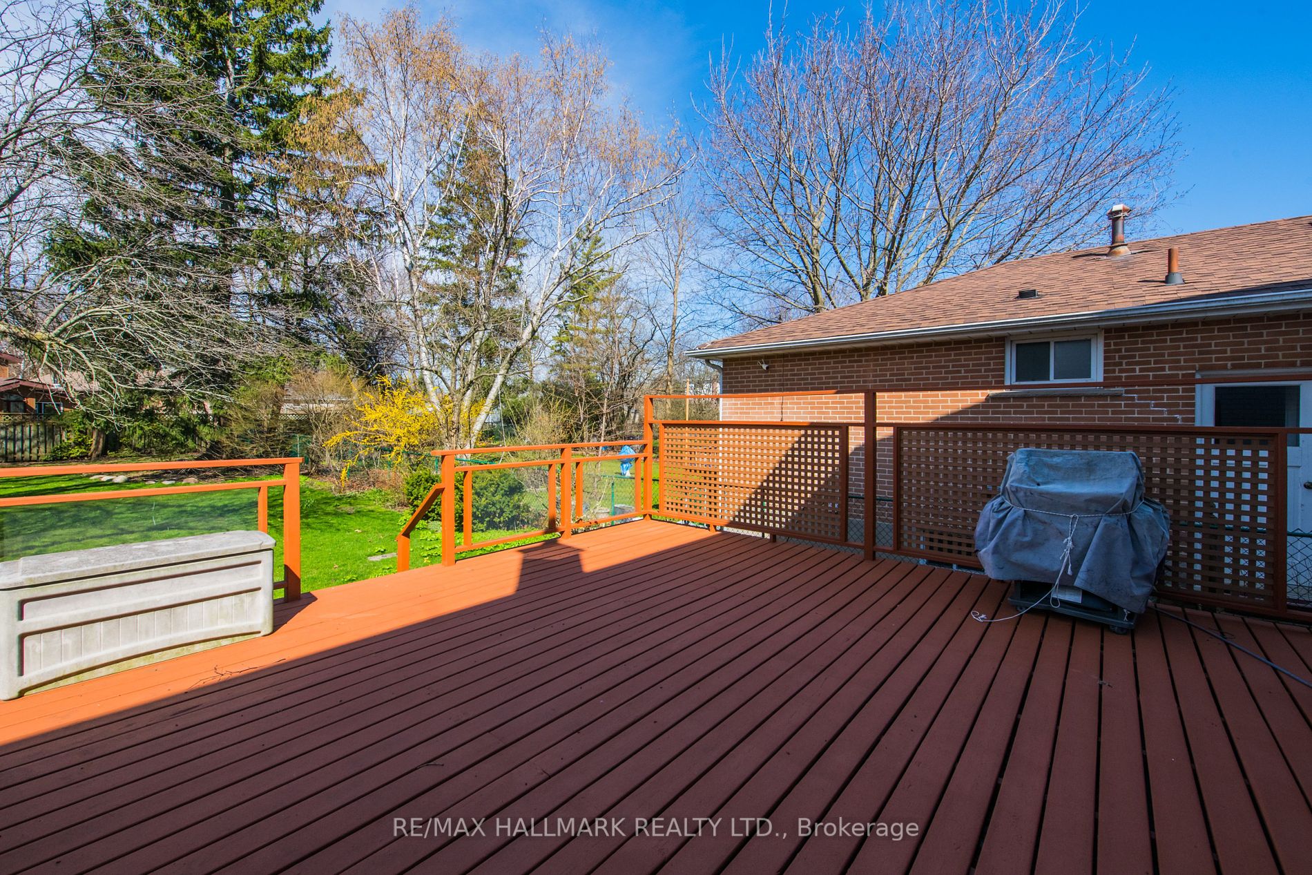 30 Schubert Dr