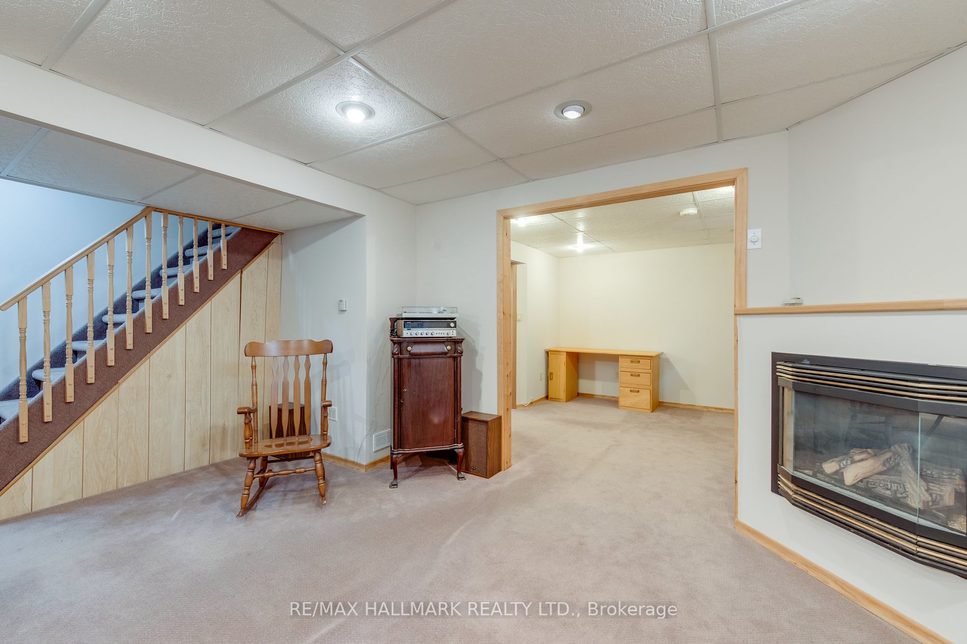 30 Schubert Dr