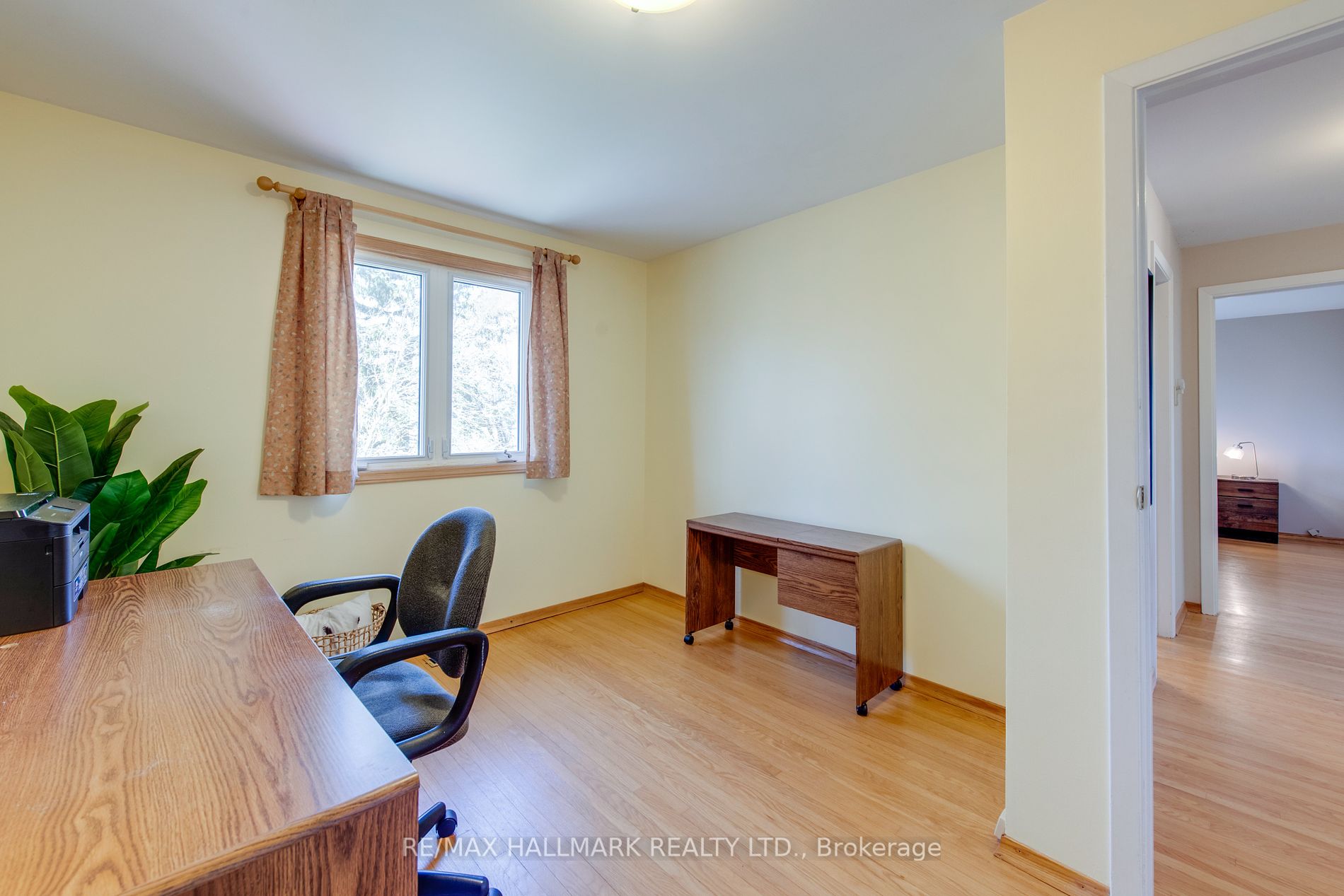 30 Schubert Dr
