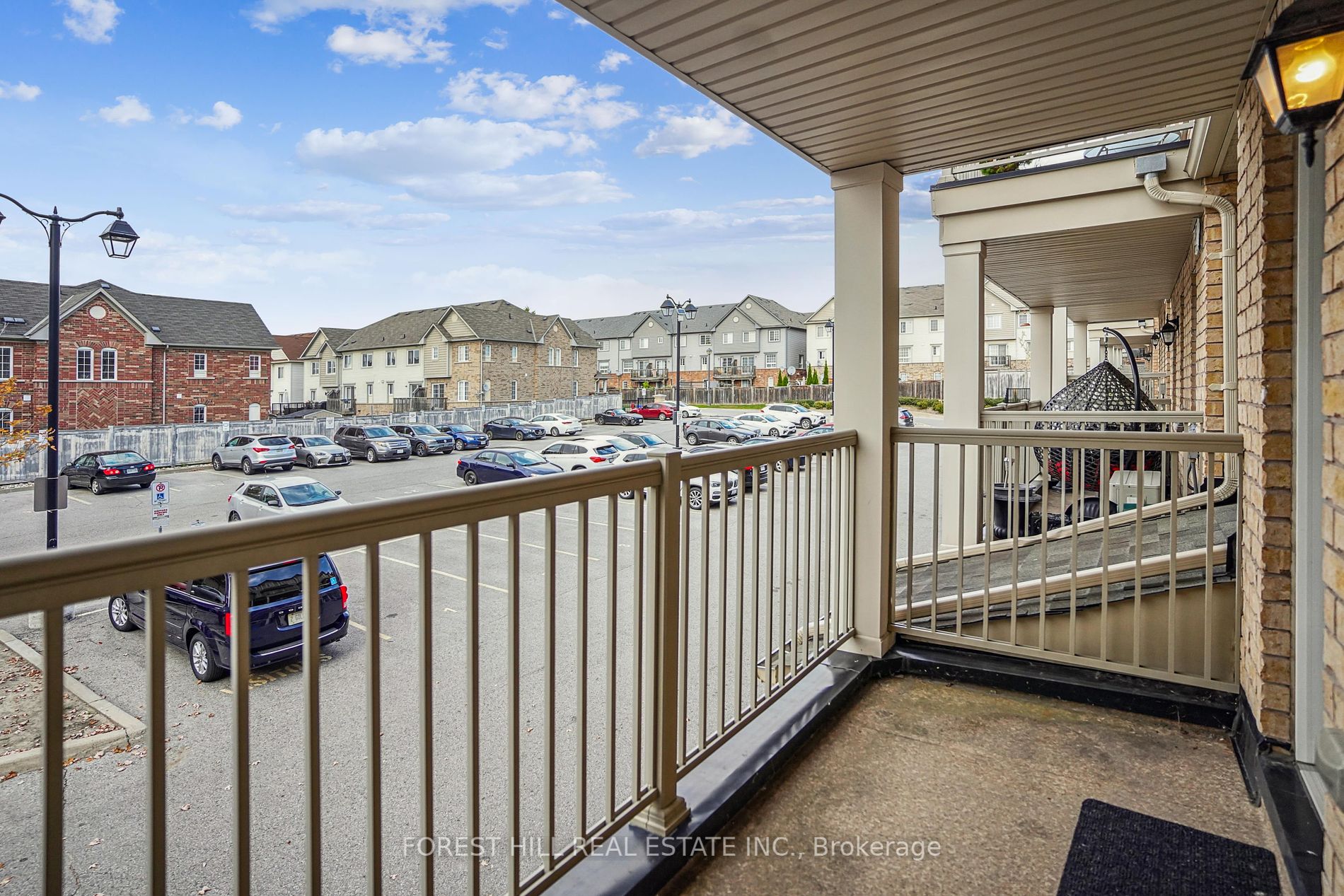 182 Kingston Rd W, #60