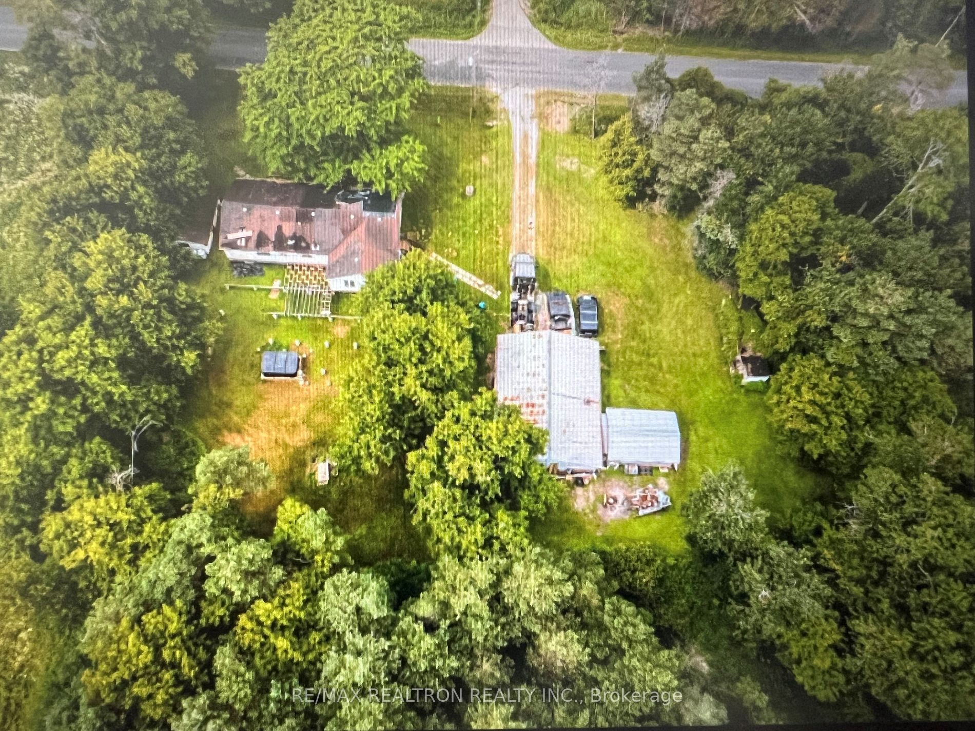 3293 Holt Rd