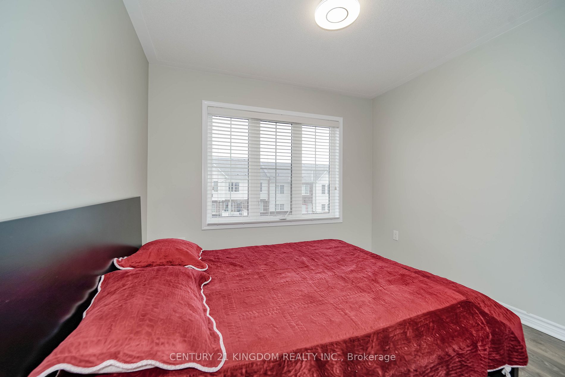 1062 Clipper Lane