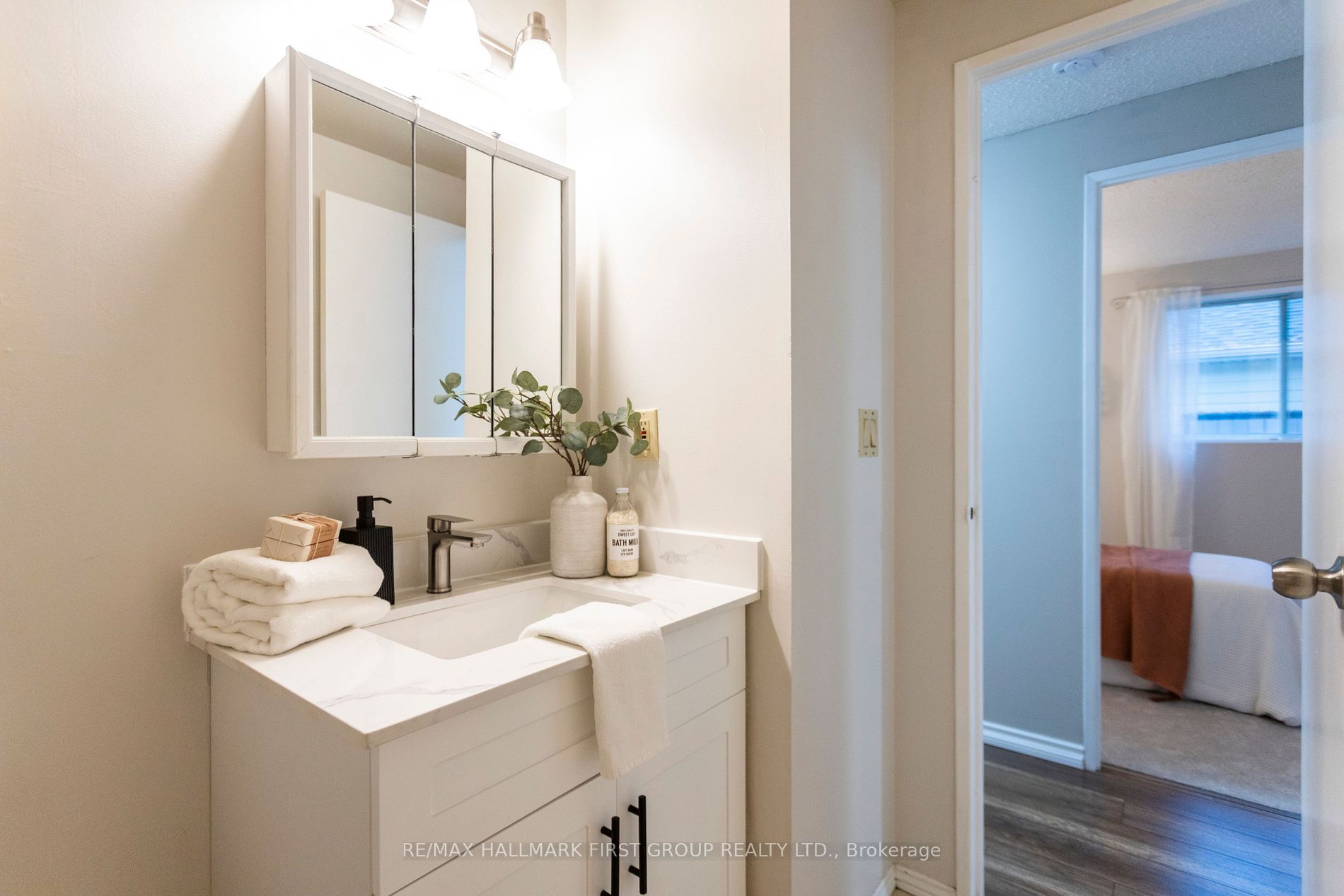 757 Edna Crt