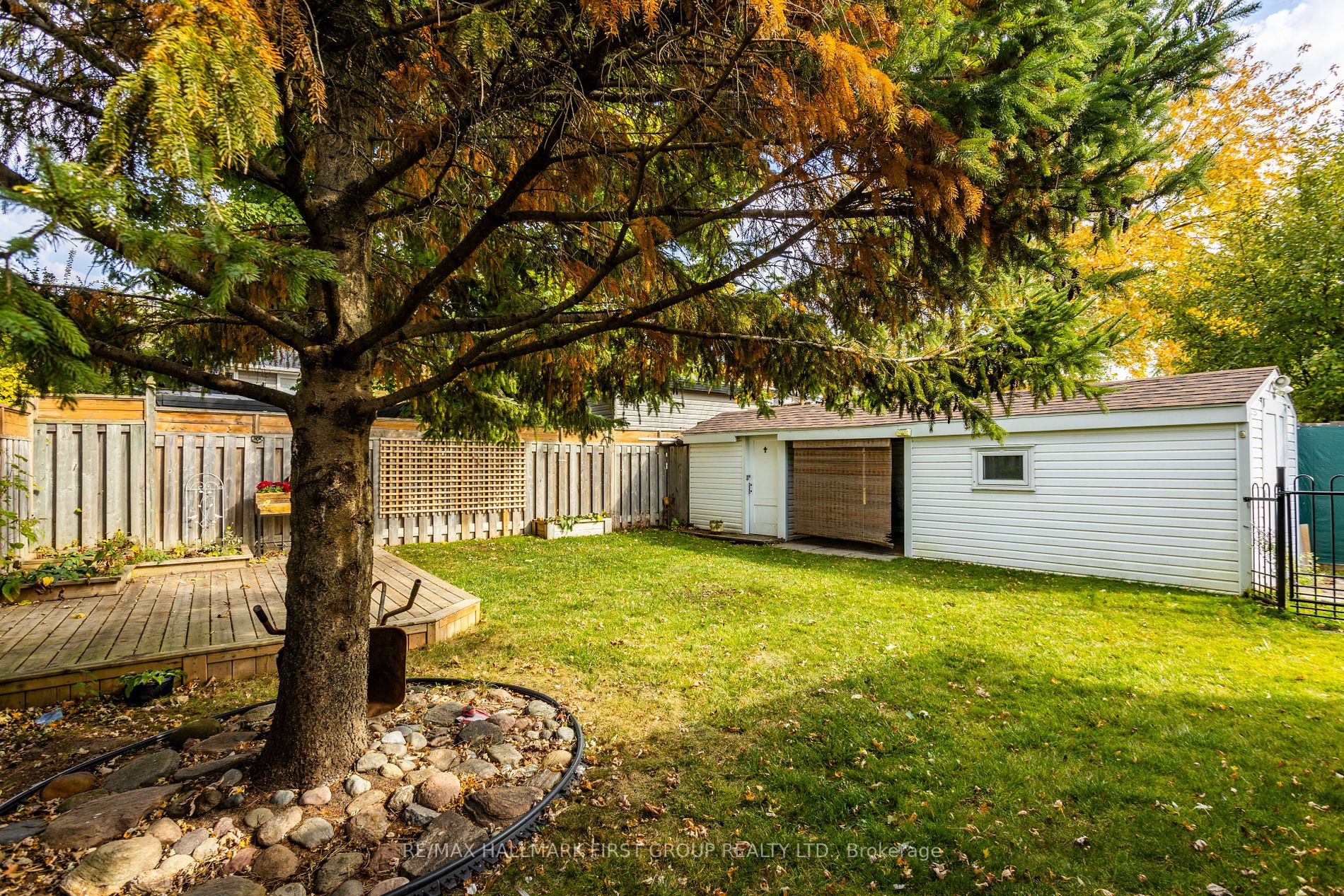 757 Edna Crt