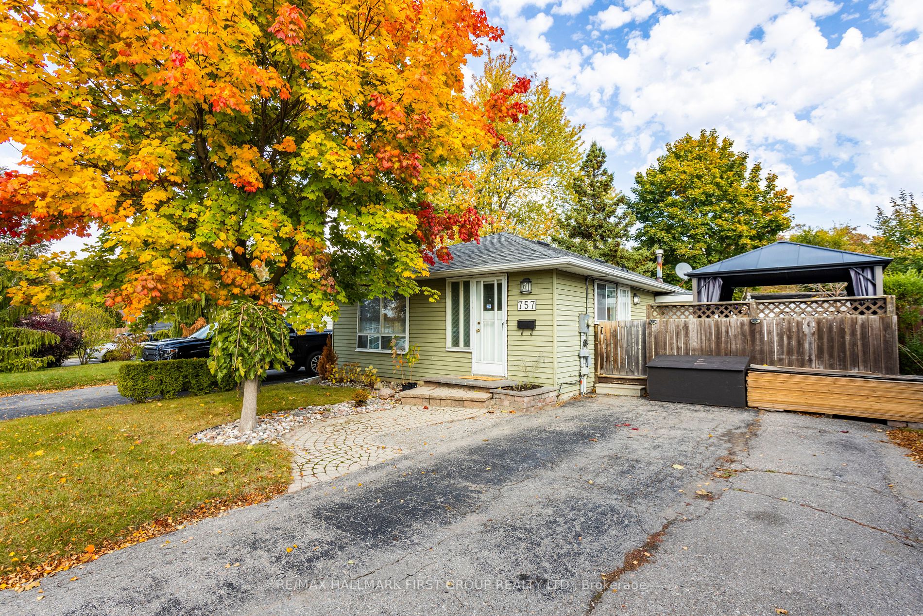 757 Edna Crt