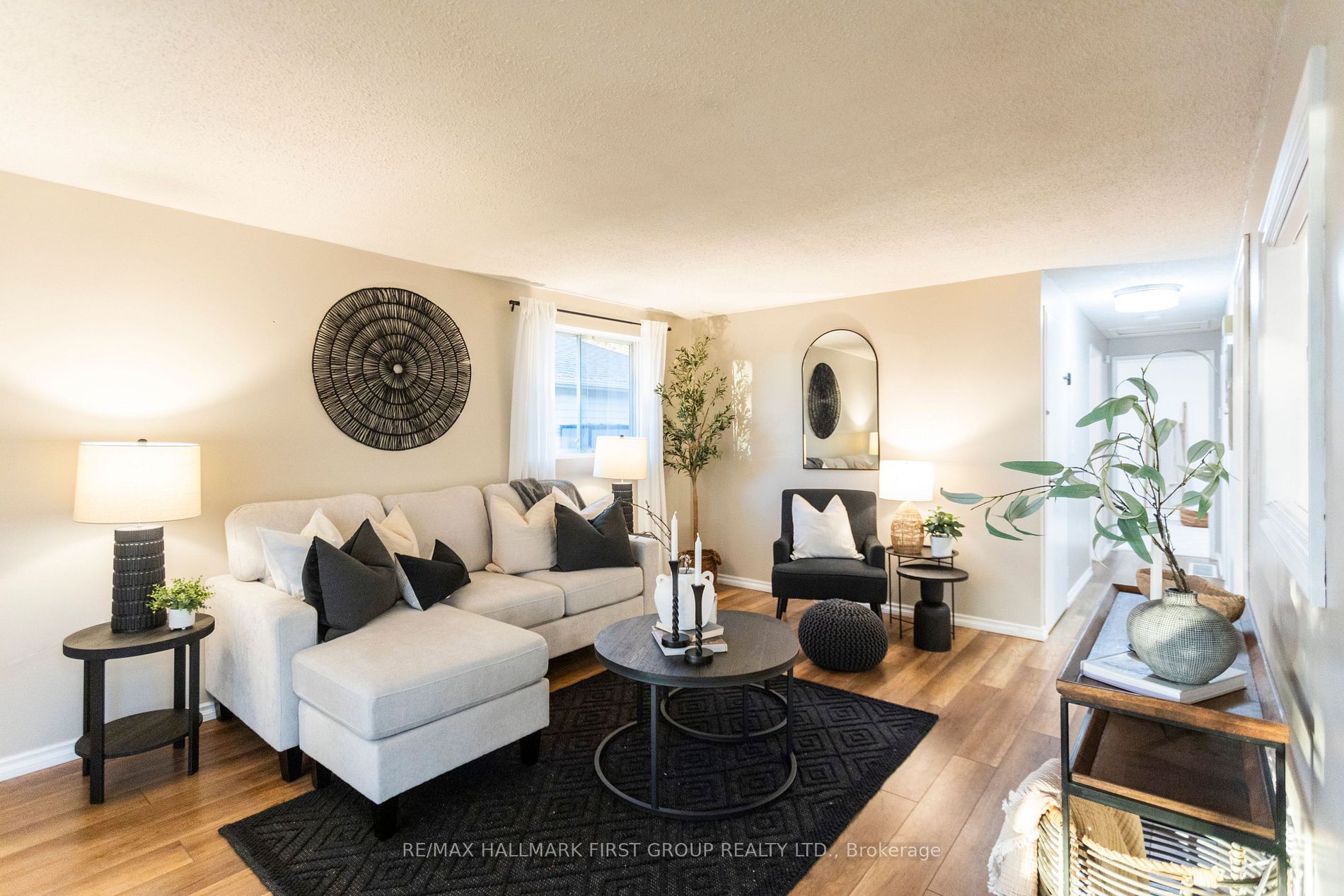 757 Edna Crt