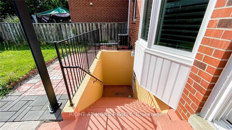 5 Feeney Ave, #Bsmnt