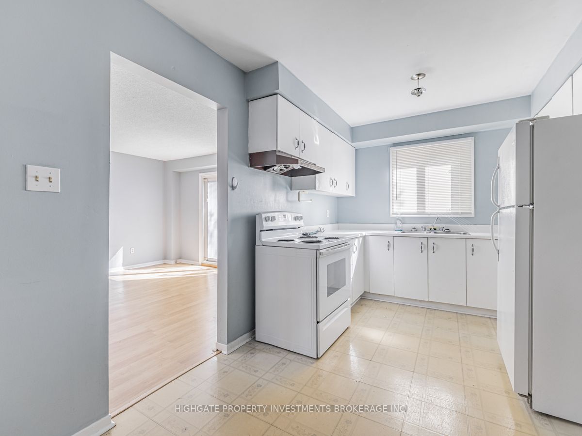 21 Noble Dr