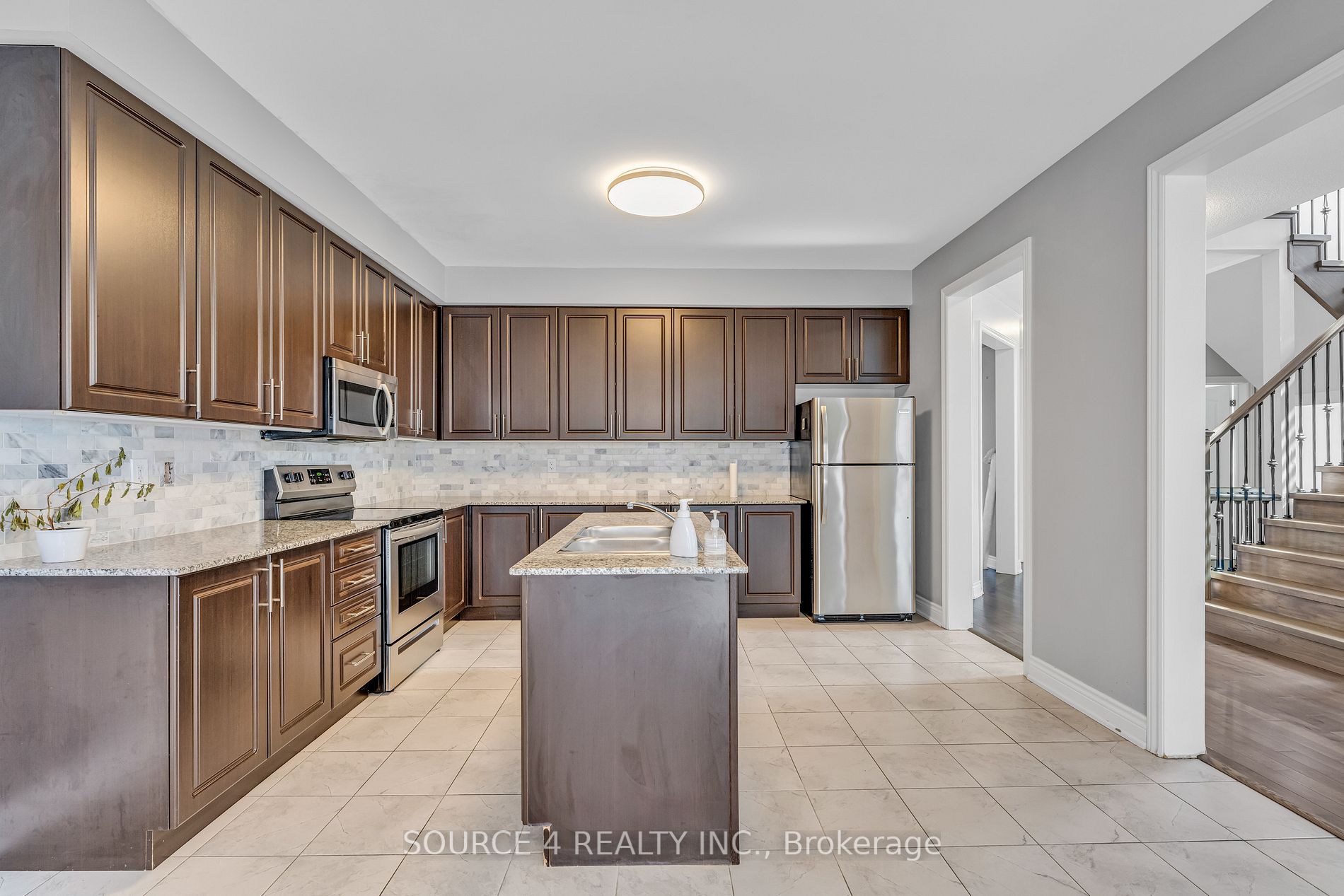 26 Terry Cres