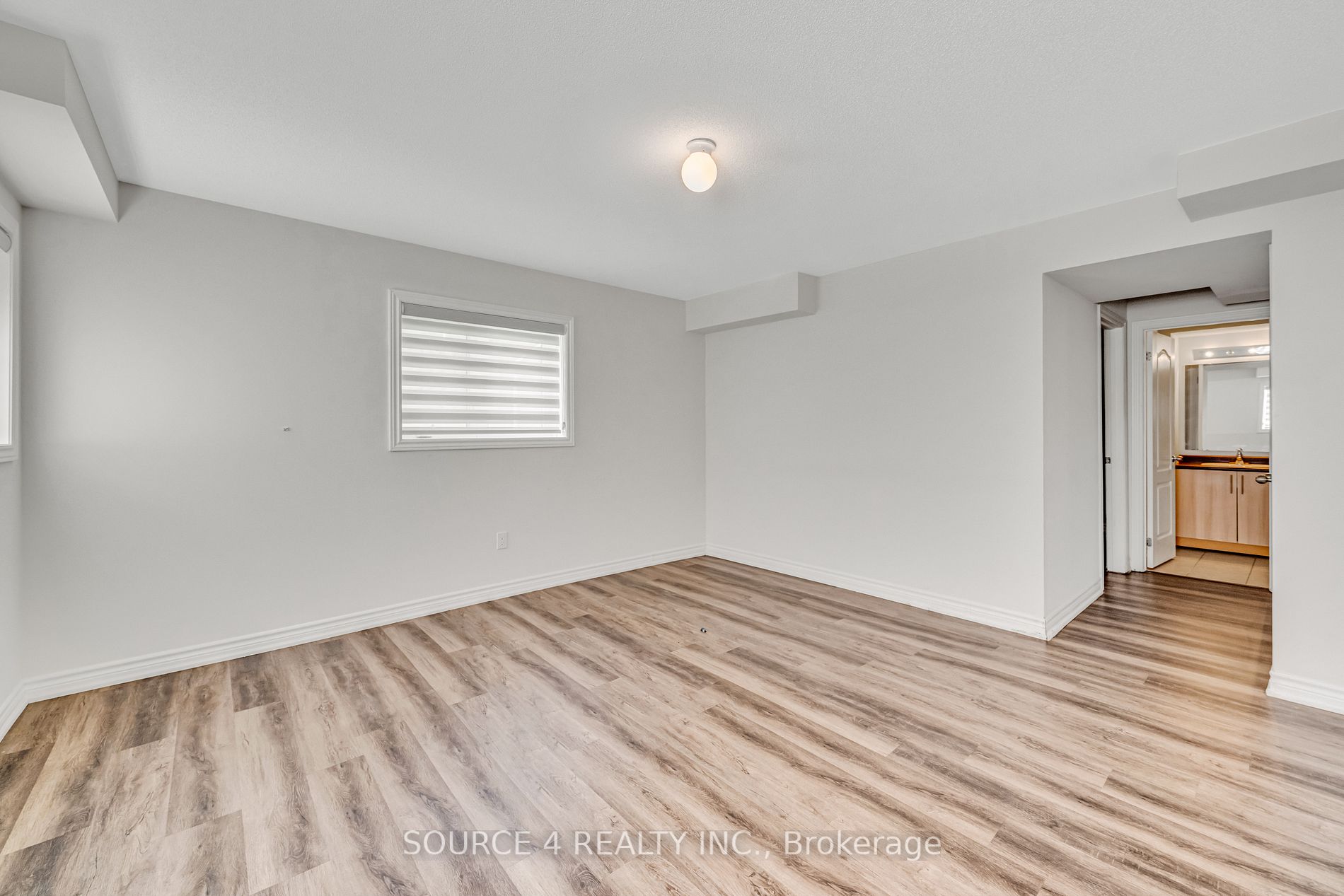 26 Terry Cres