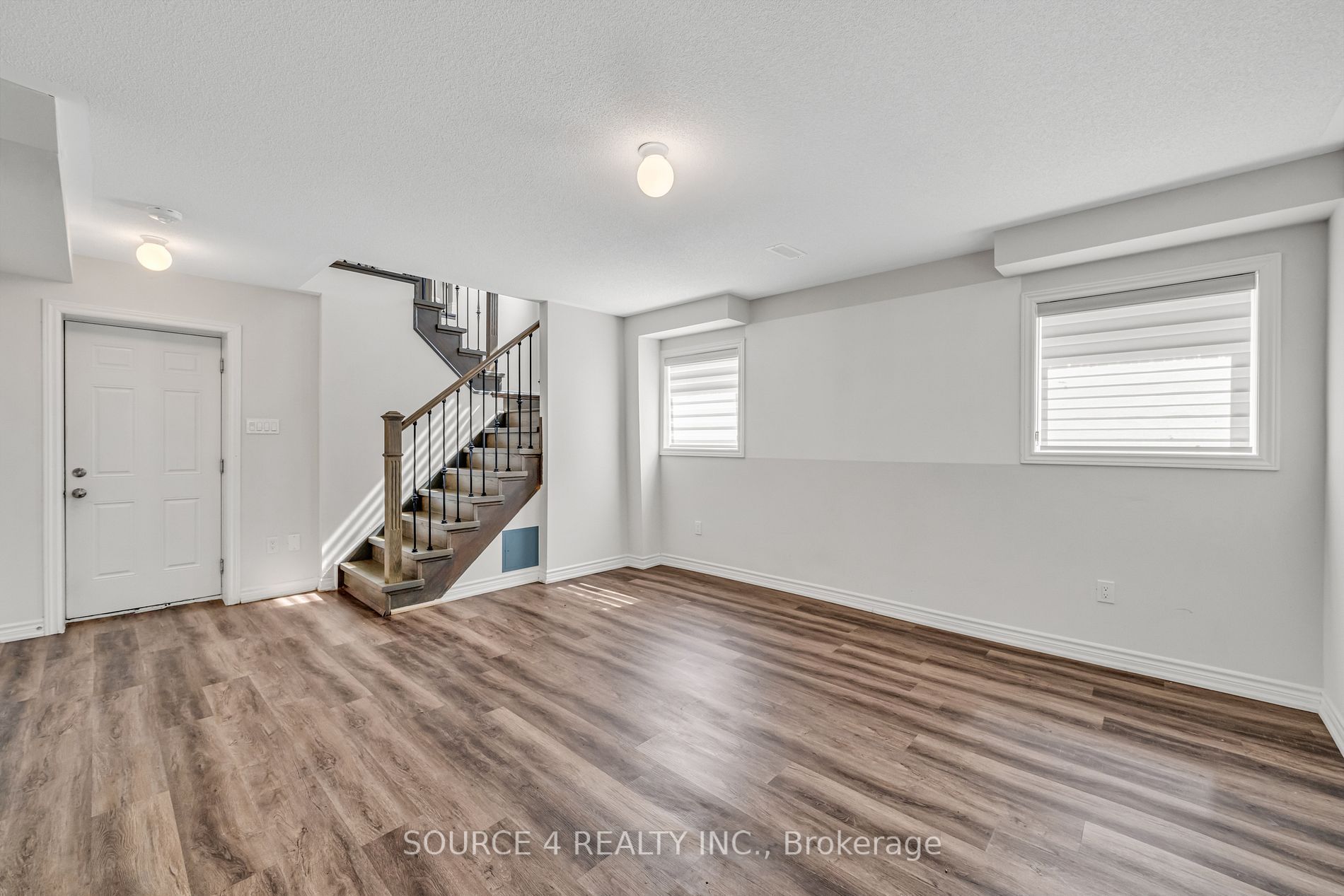26 Terry Cres