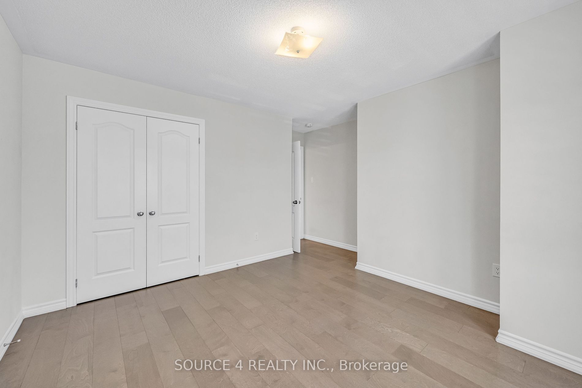 26 Terry Cres