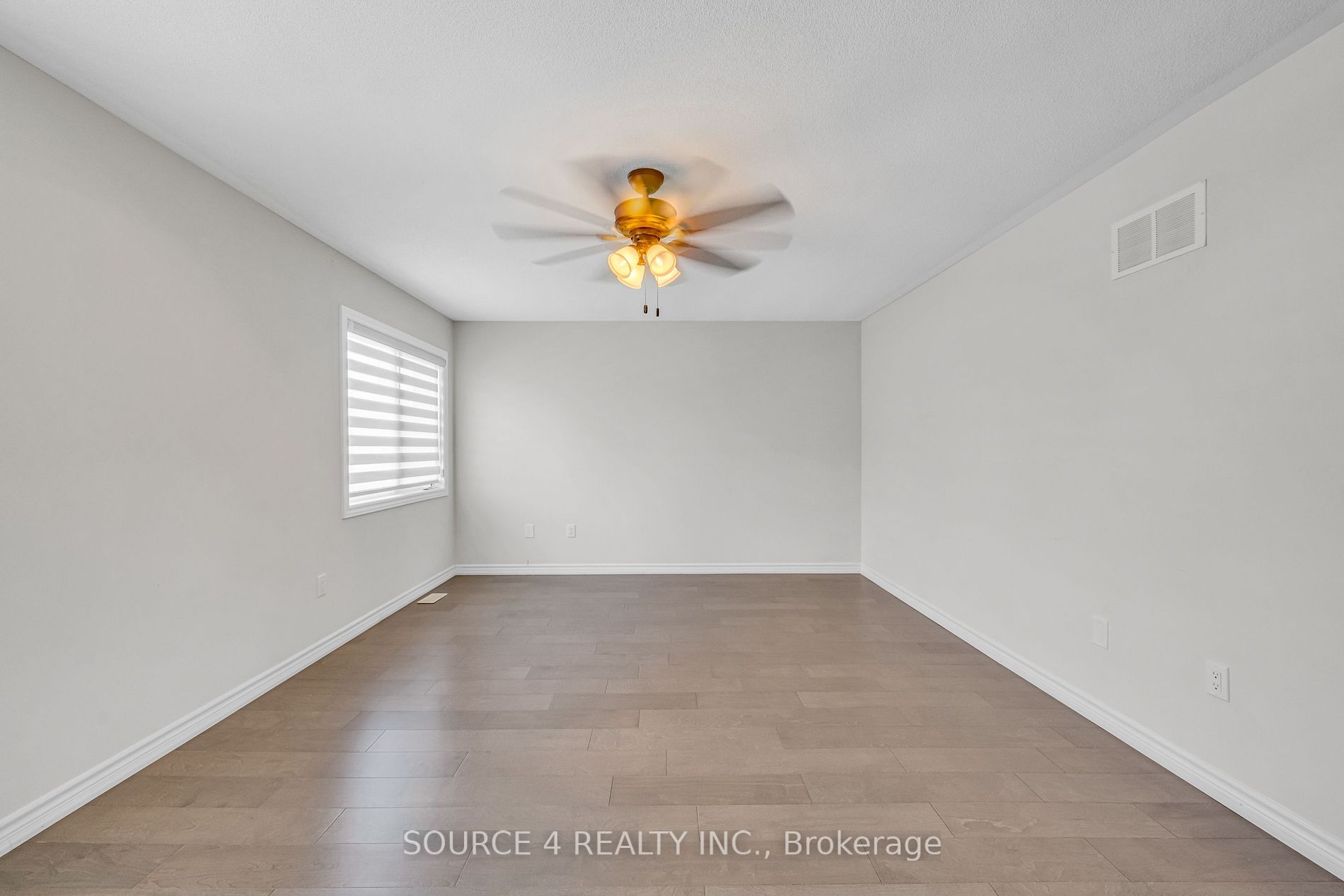 26 Terry Cres