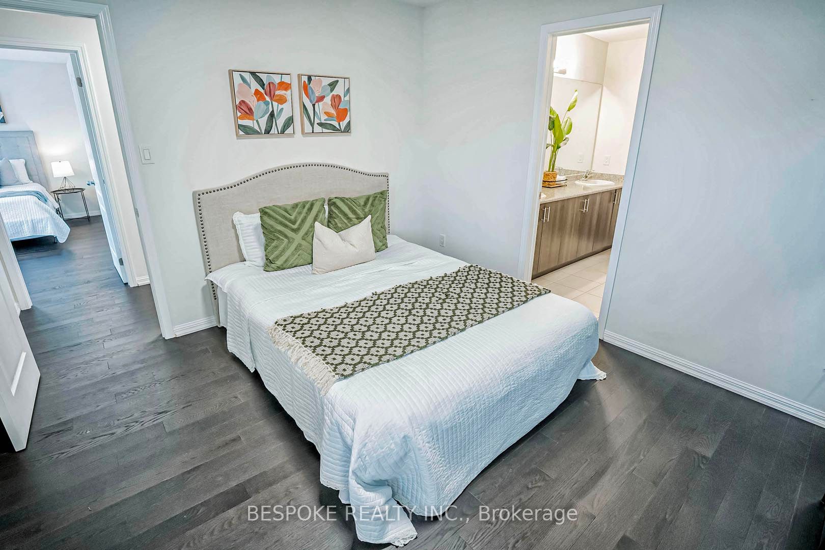 136 Hurst Dr