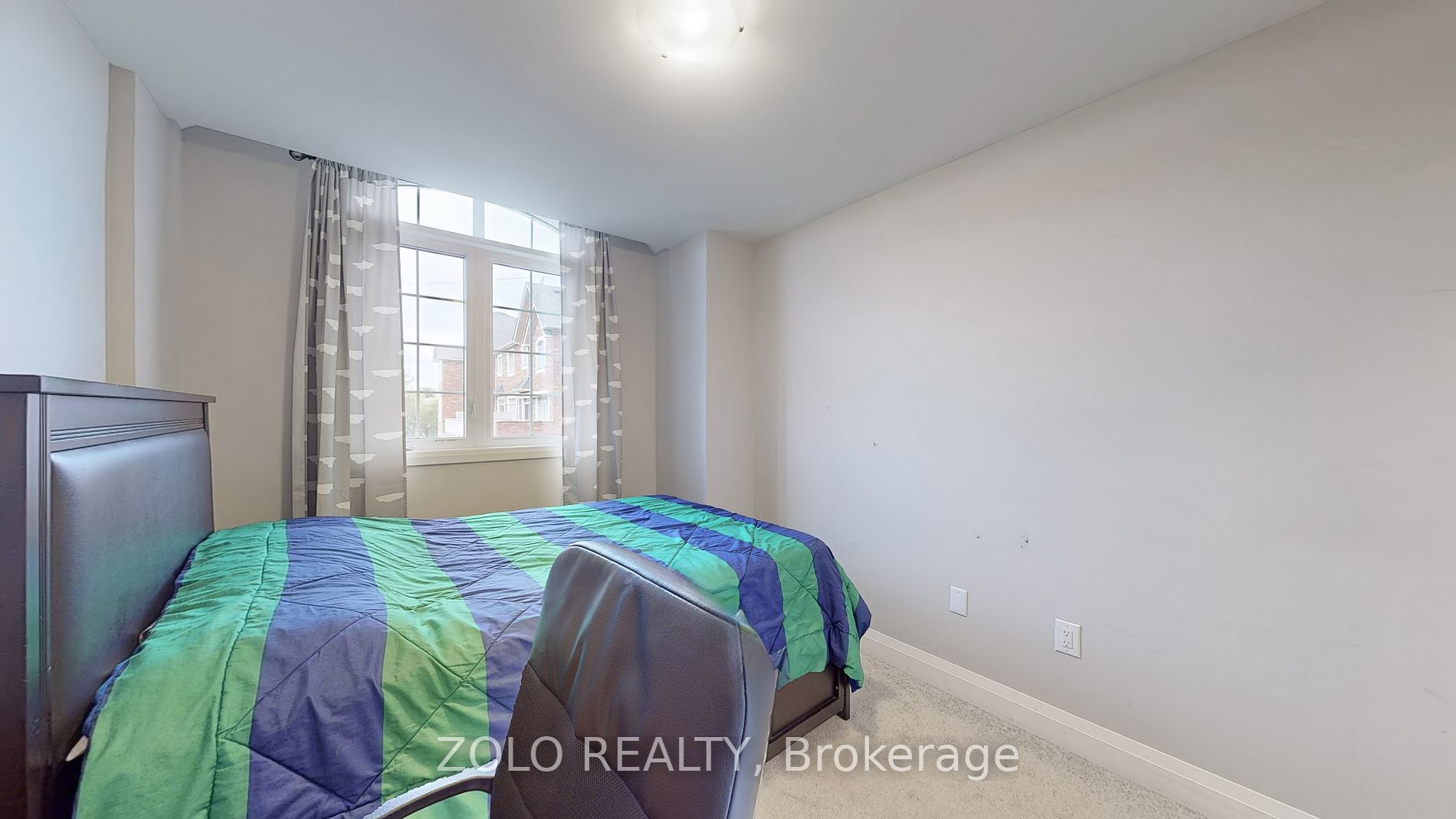 35 Hanning Crt, #5