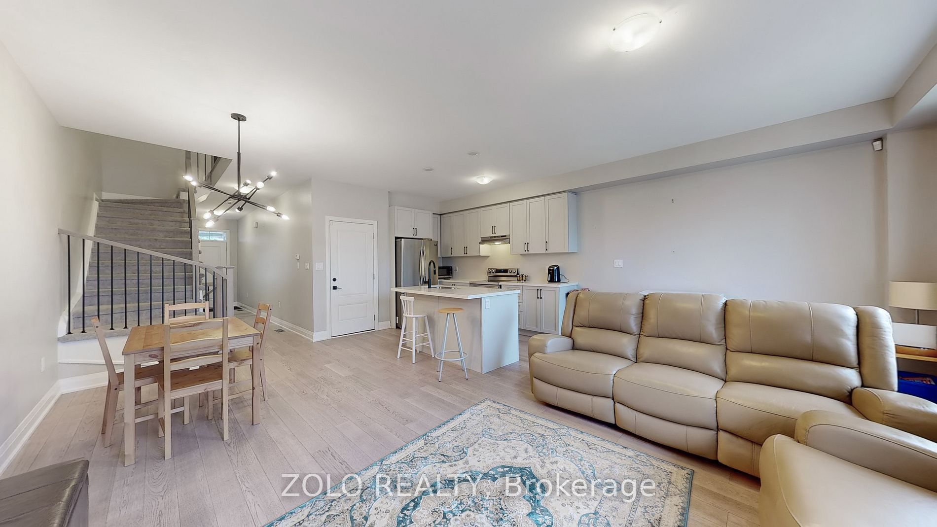 35 Hanning Crt, #5
