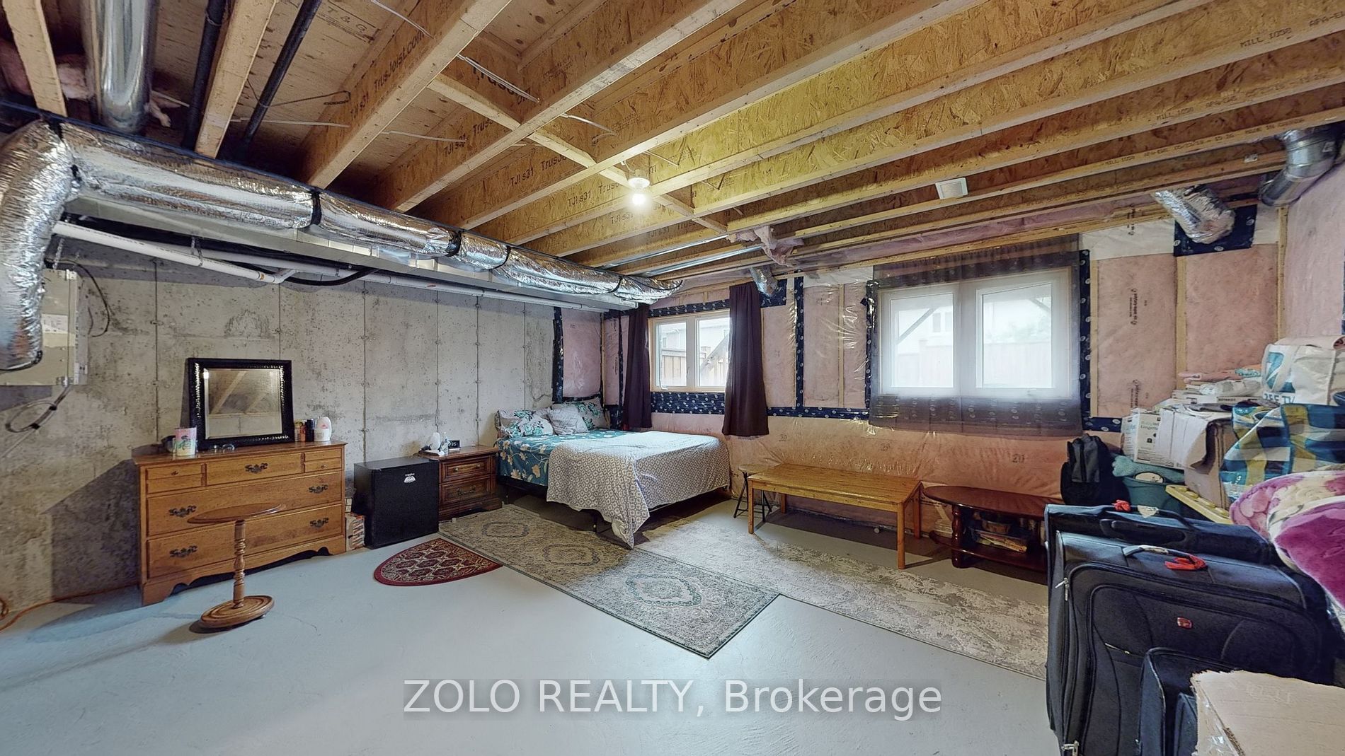 35 Hanning Crt, #5