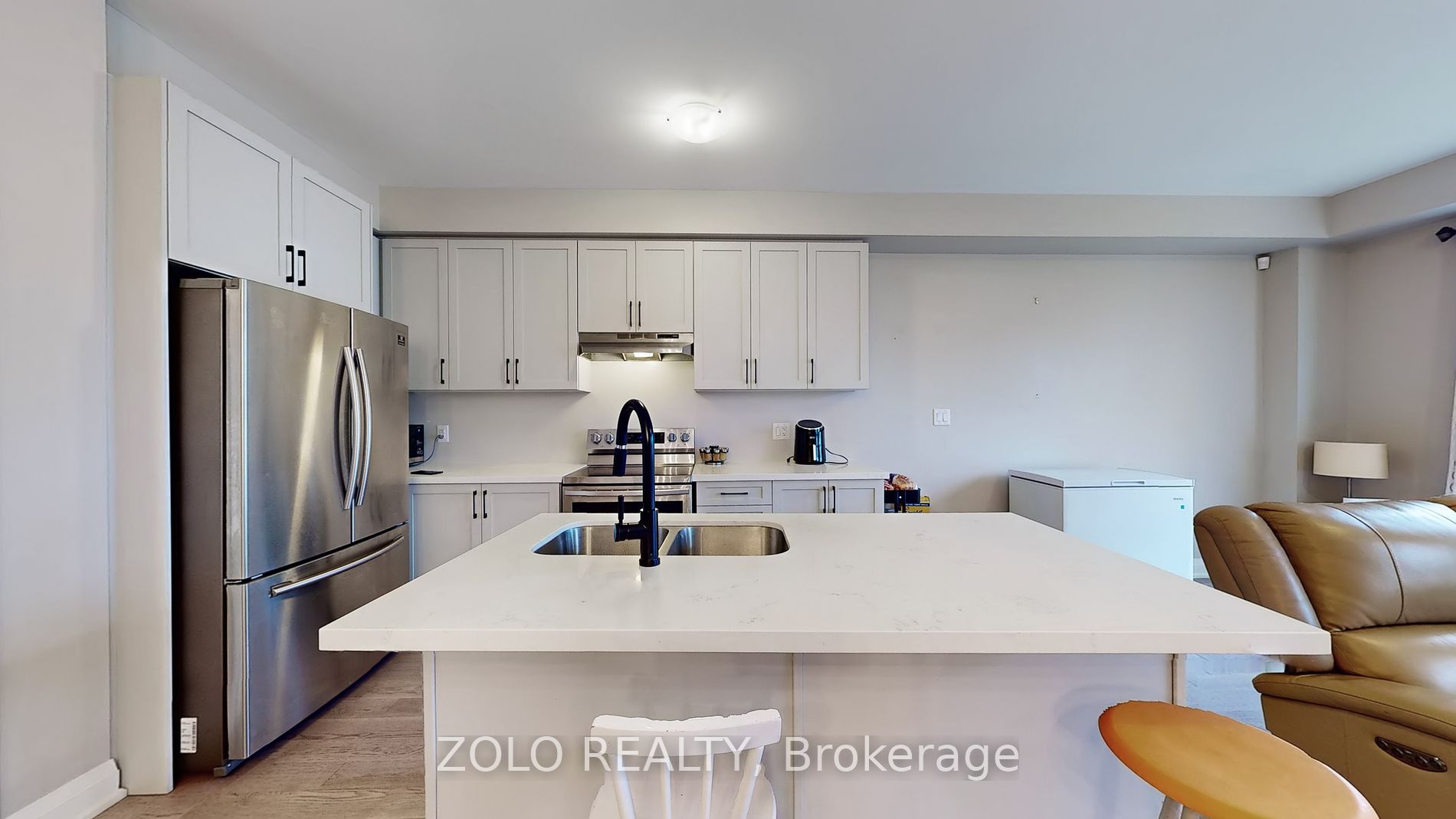 35 Hanning Crt, #5
