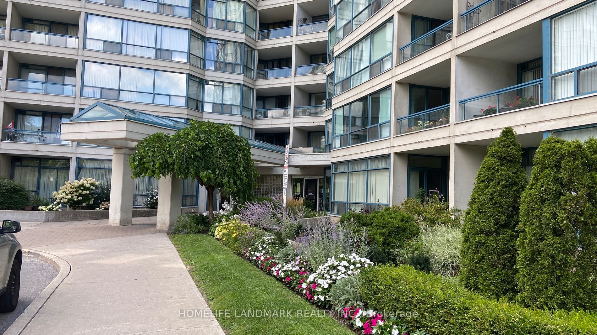 4725 Sheppard Ave E, #1217