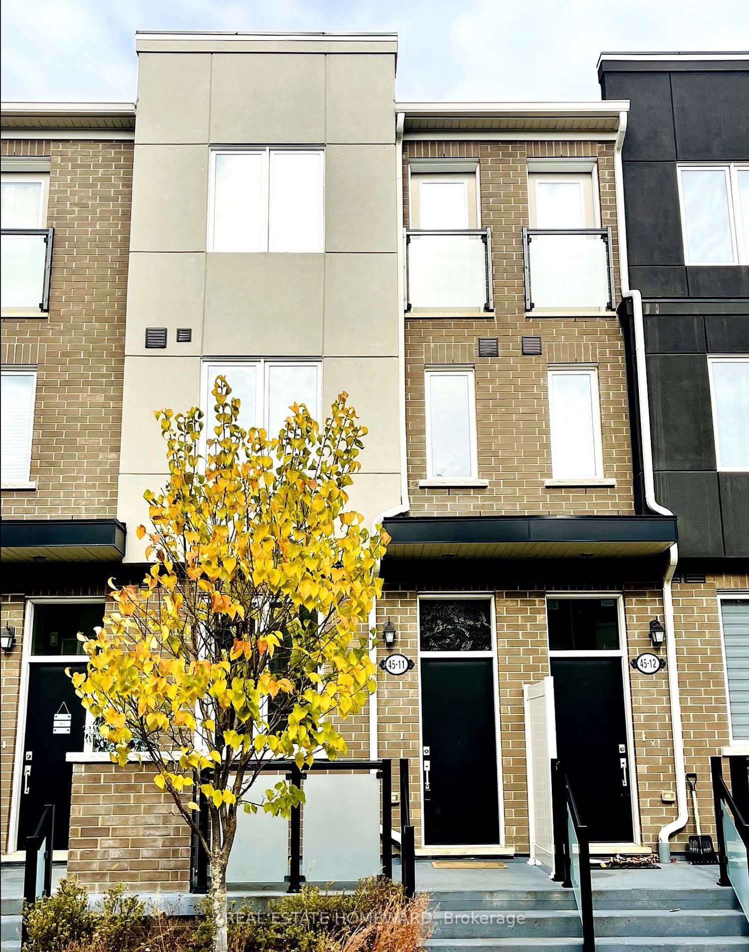 45 Heron Park Pl, #11