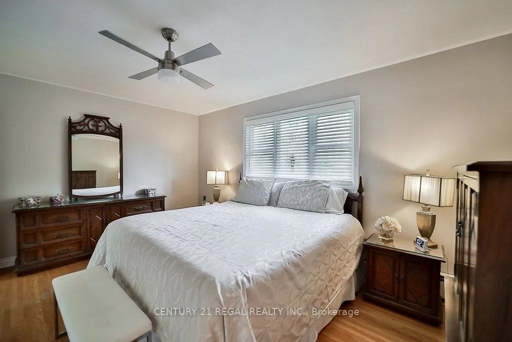 56 Somerdale Sq