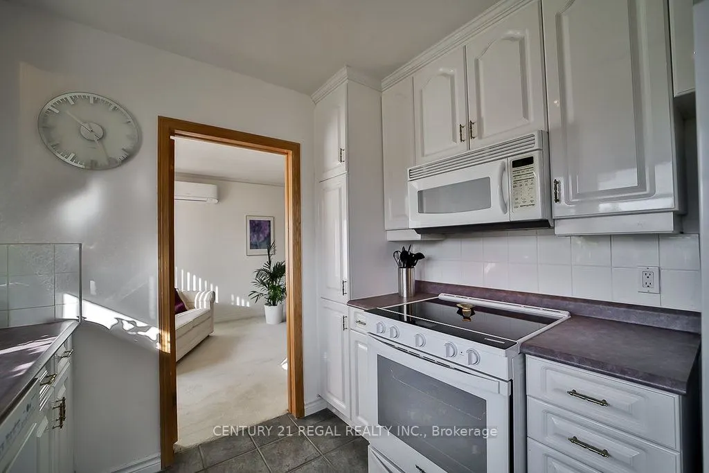 56 Somerdale Sq