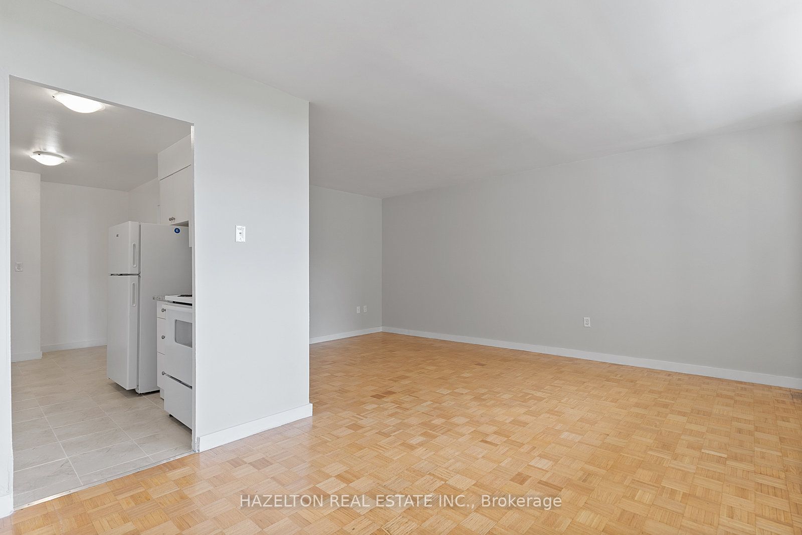 126 Bellamy Rd, #1111