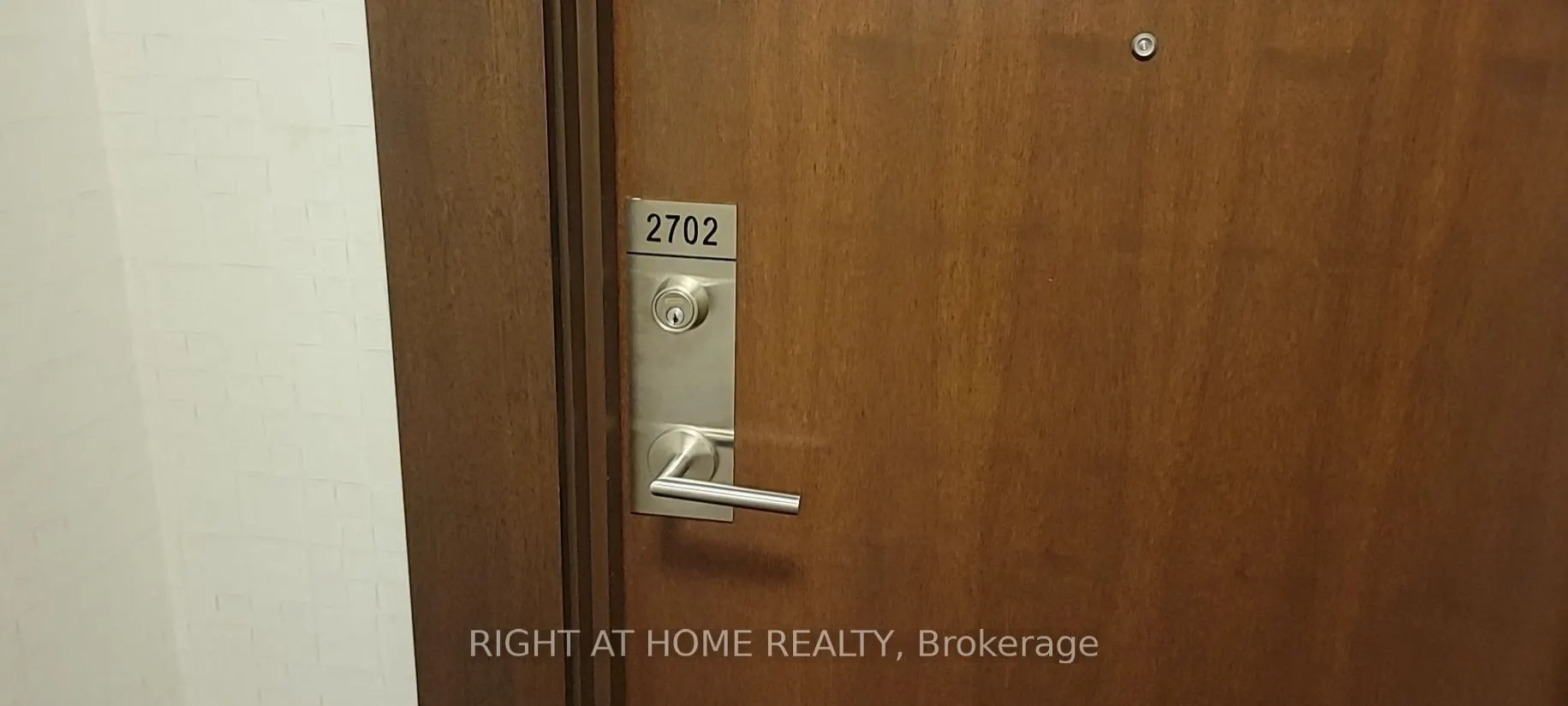 151 Village Green Sq, #2702