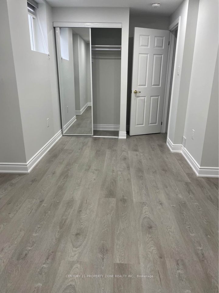 697 Layton Crt