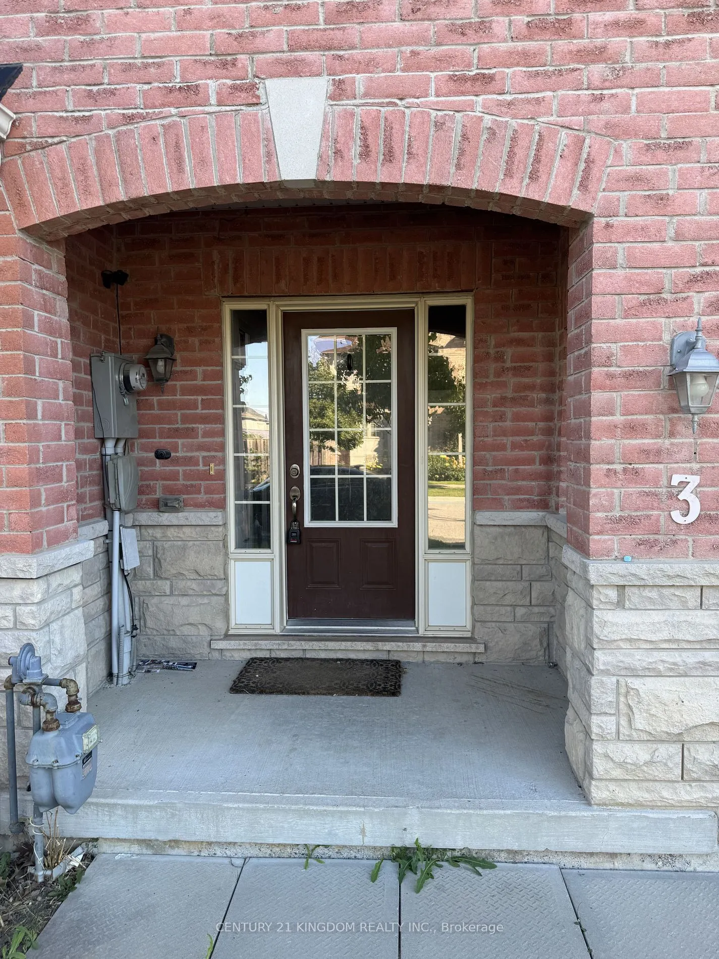 3 Chaston Rd