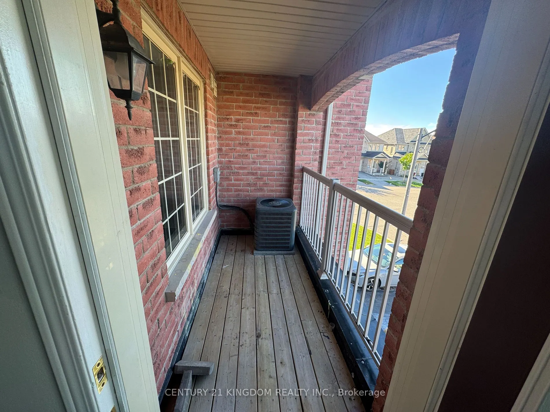 3 Chaston Rd
