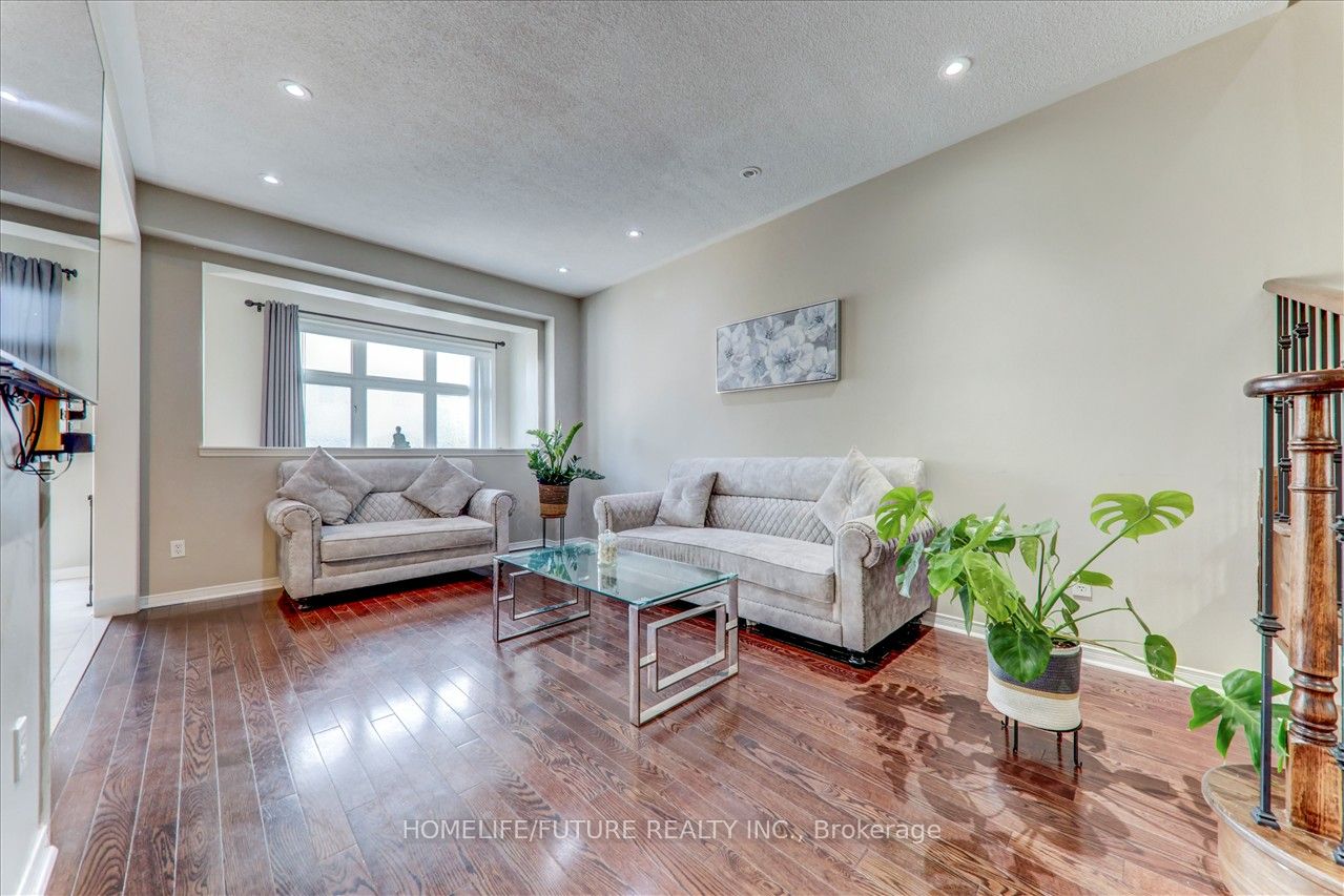 123 Silverwood Circle