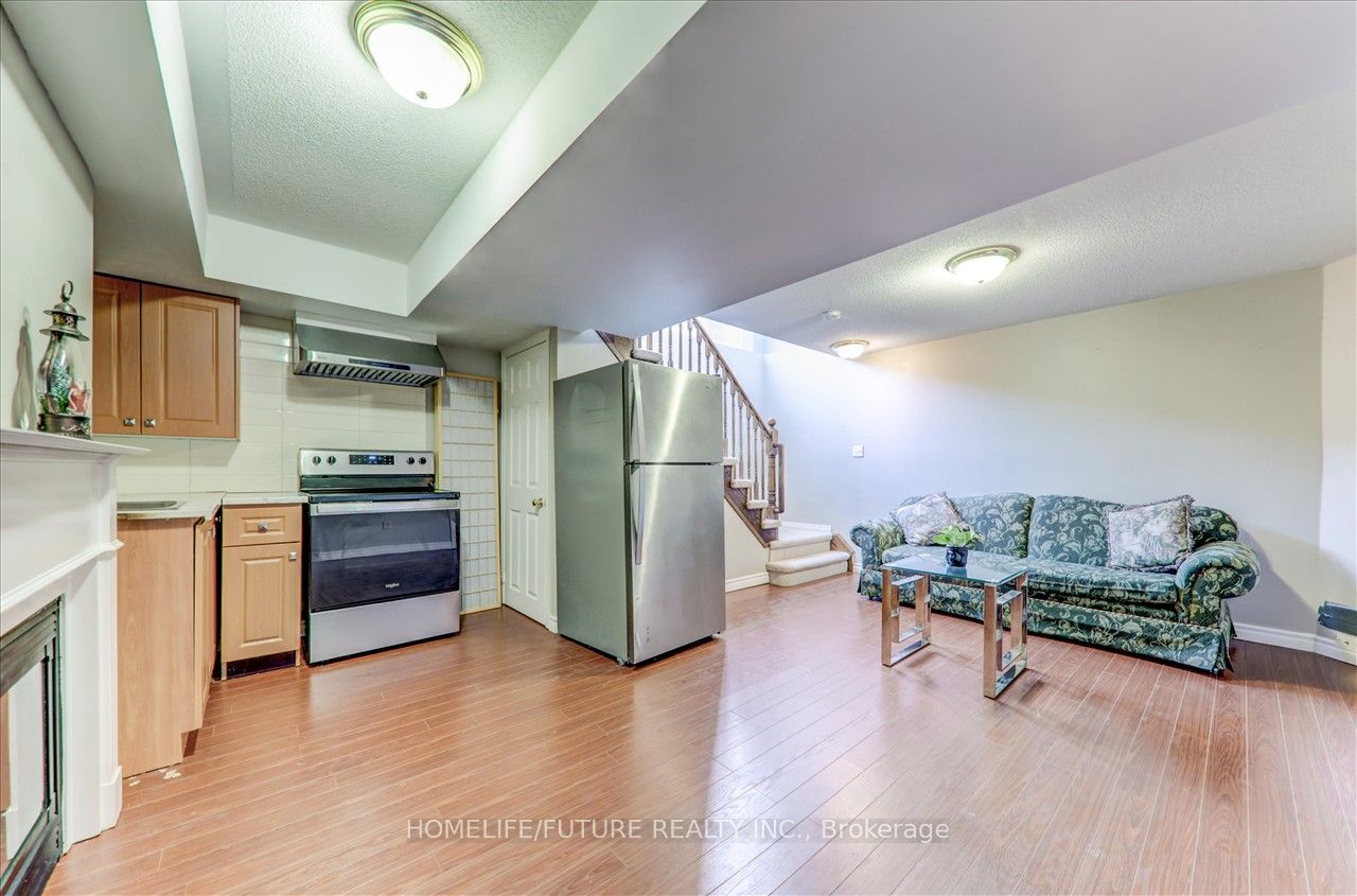 123 Silverwood Circle