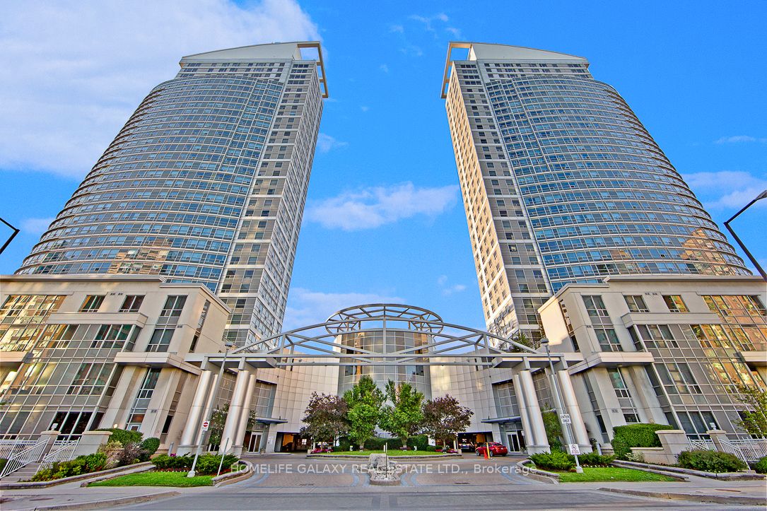 36 Lee Centre Dr, #2708