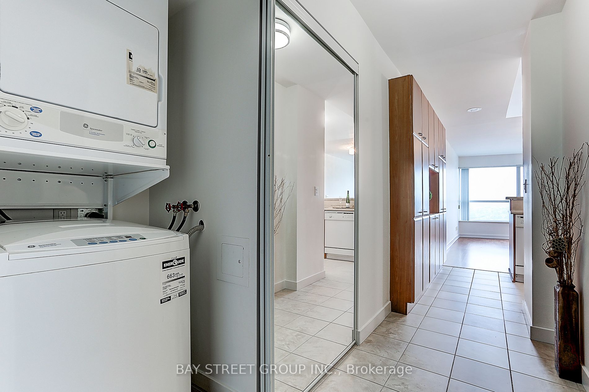 38 Lee Centre Drive, #1815