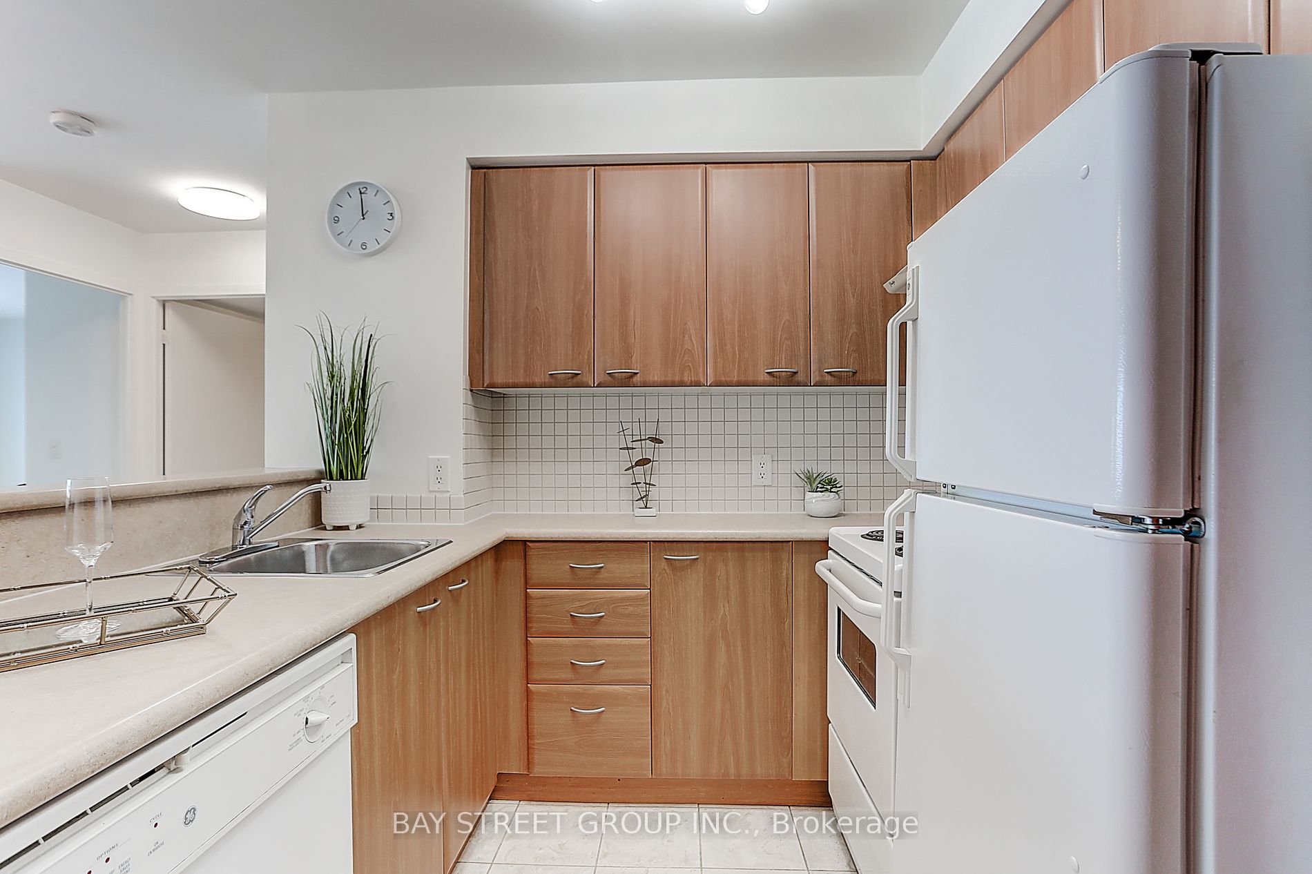 38 Lee Centre Drive, #1815