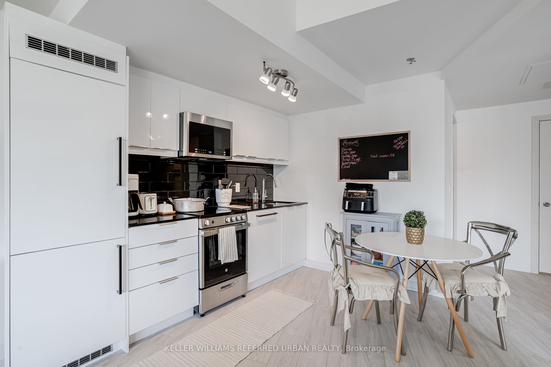 2201 Kingston Rd, #117