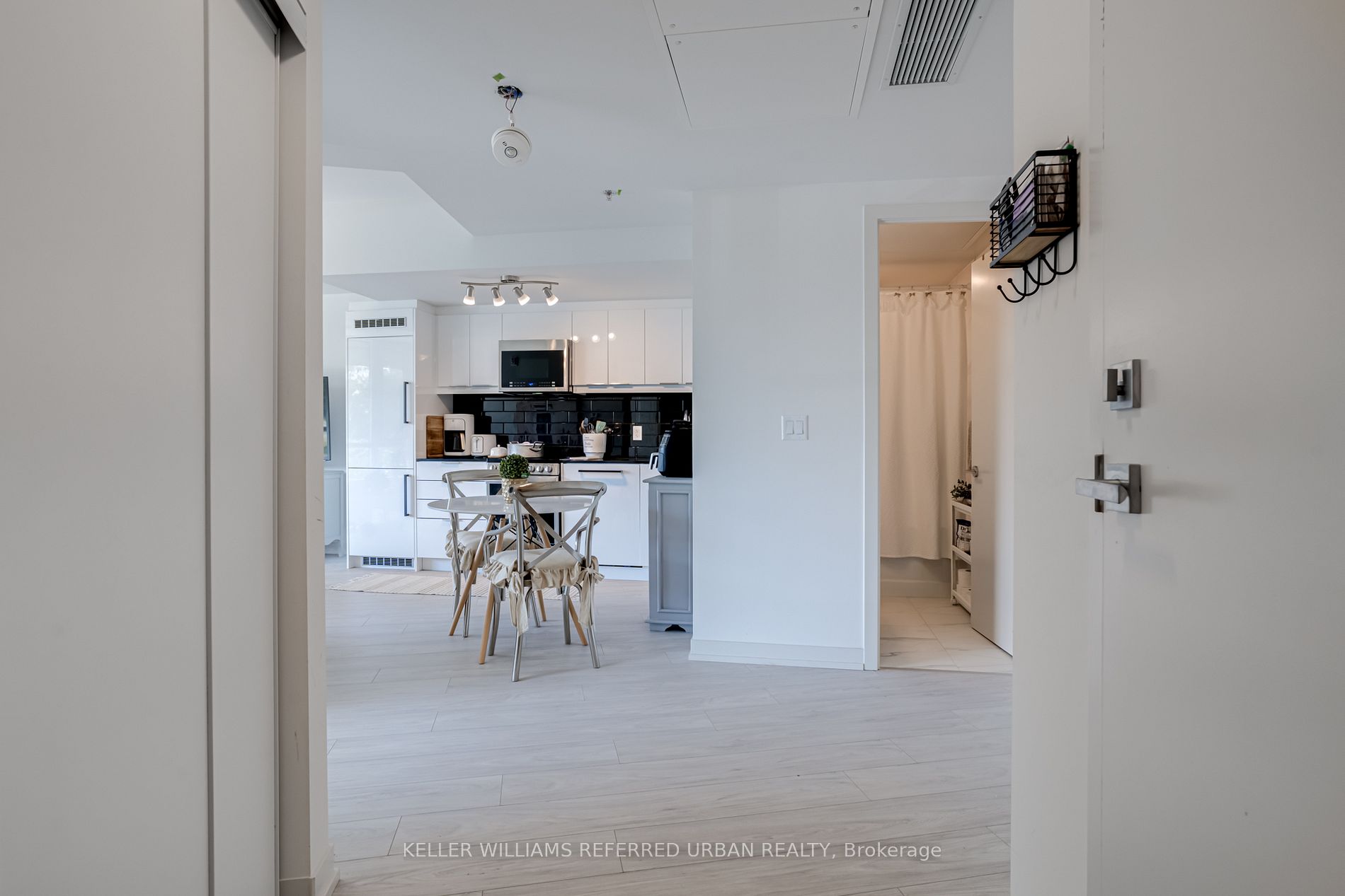 2201 Kingston Rd, #117