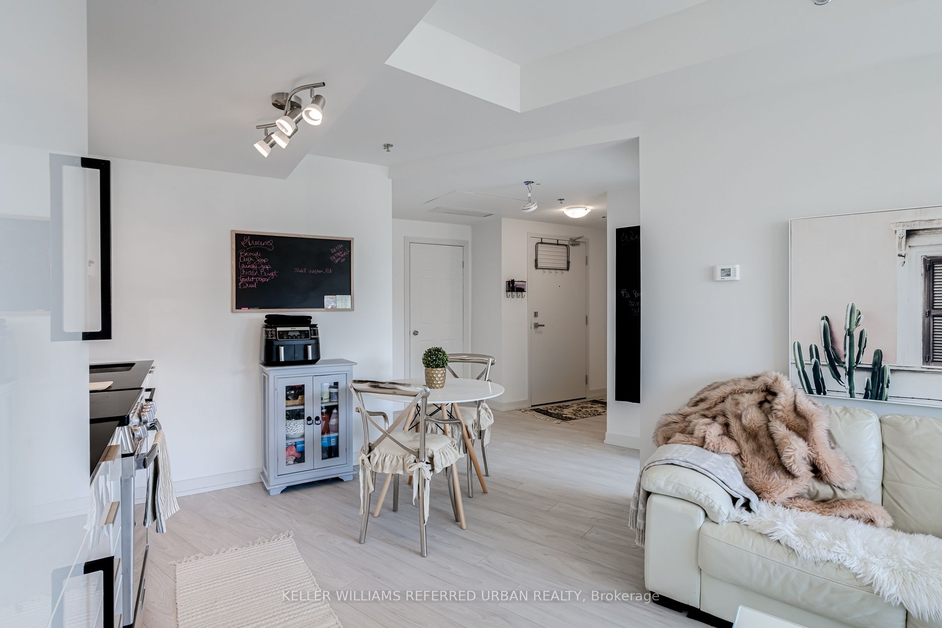 2201 Kingston Rd, #117